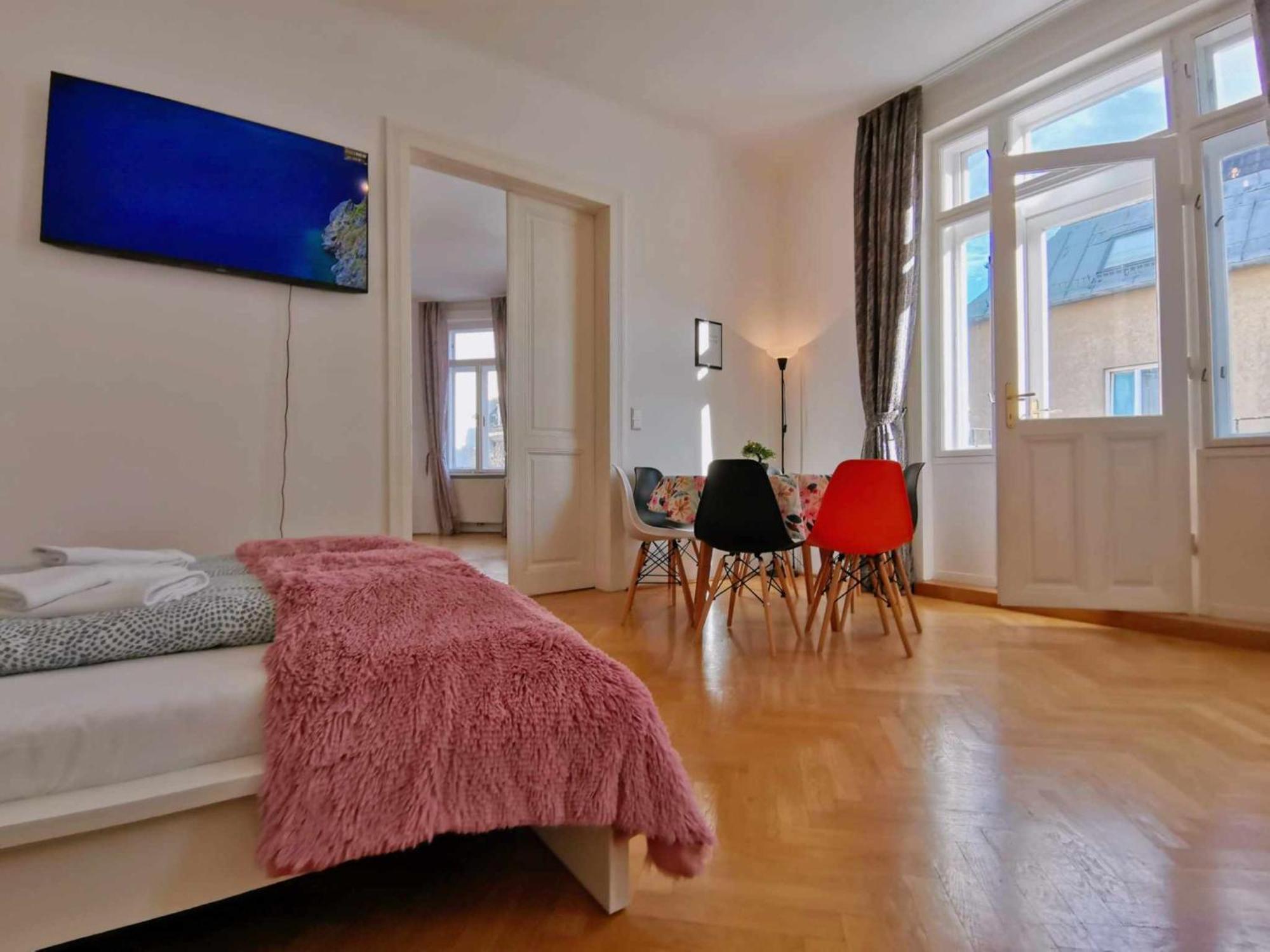 Appartamento And Round 3 Minutes To Shopping Center And Schoenbrunn Palace
