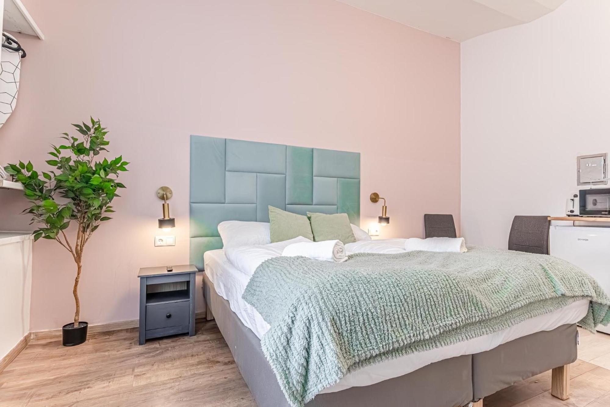 Queen Bed Near Westbahnhof Apartamento *