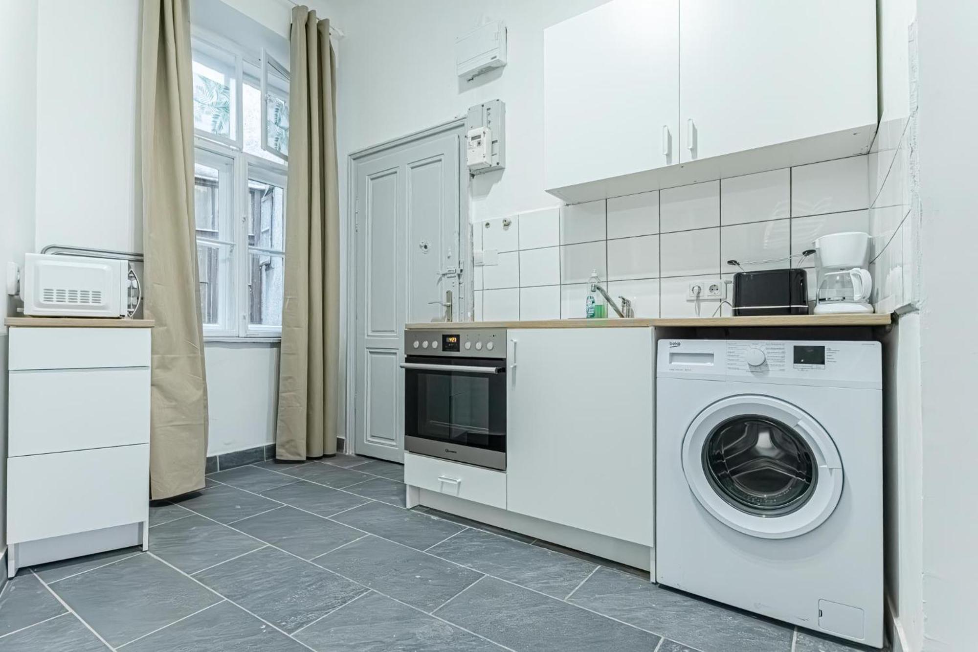 Comfortable 1 Bedroom In Prime Location Apartment Wien