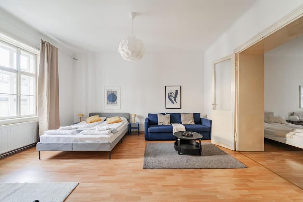 Zentrale Fuer Entdecker * Wien