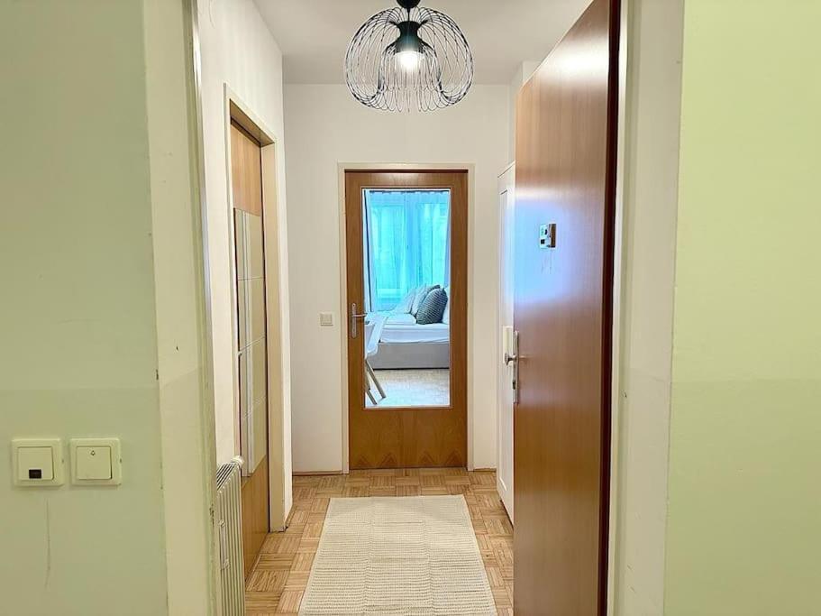 Apartment Chic - Quiet Area - Next To Hospital