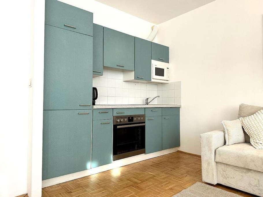 Apartment Chic - Quiet Area - Next To Hospital *