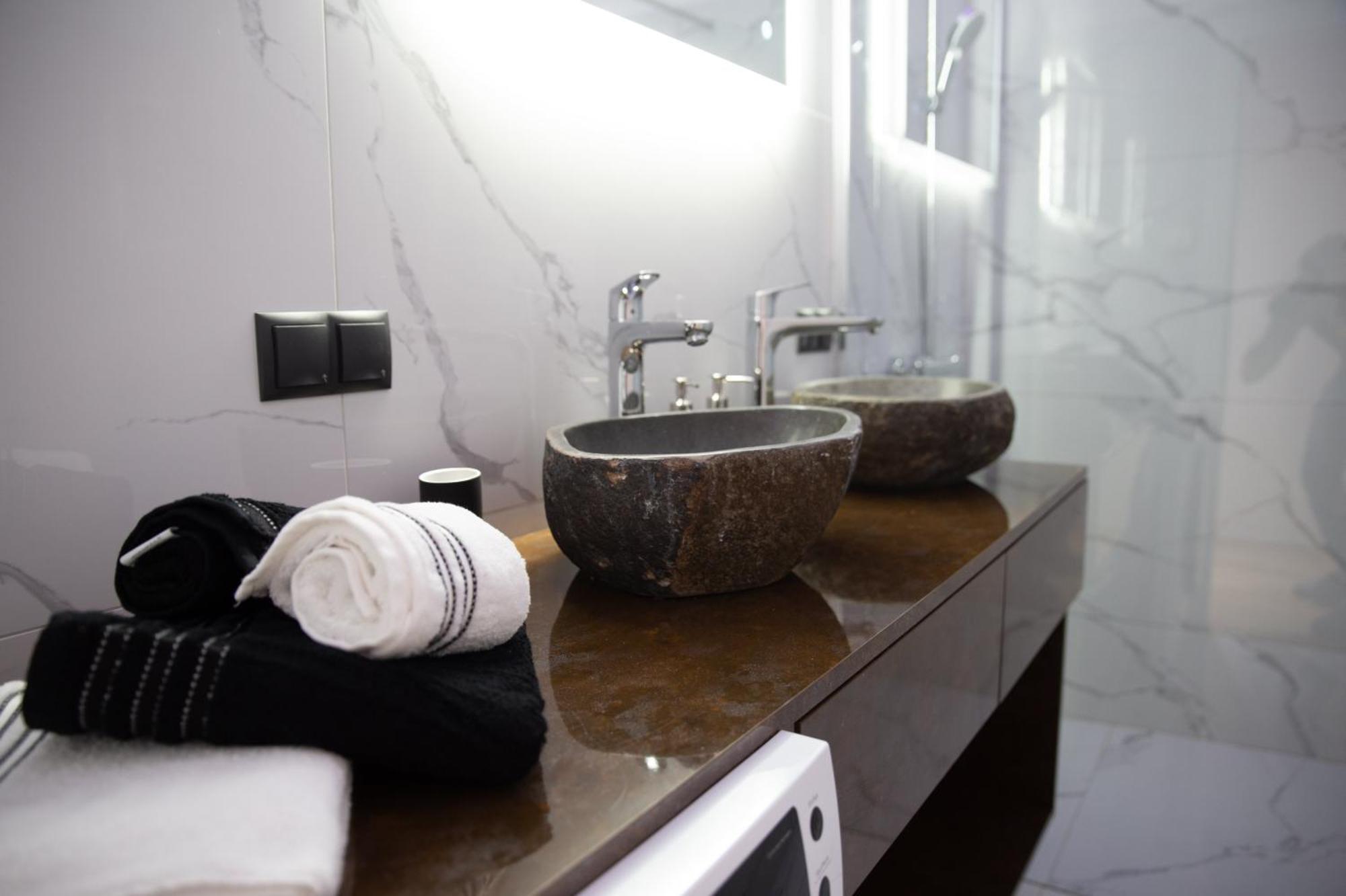 Apartment Am-residence No 12 *