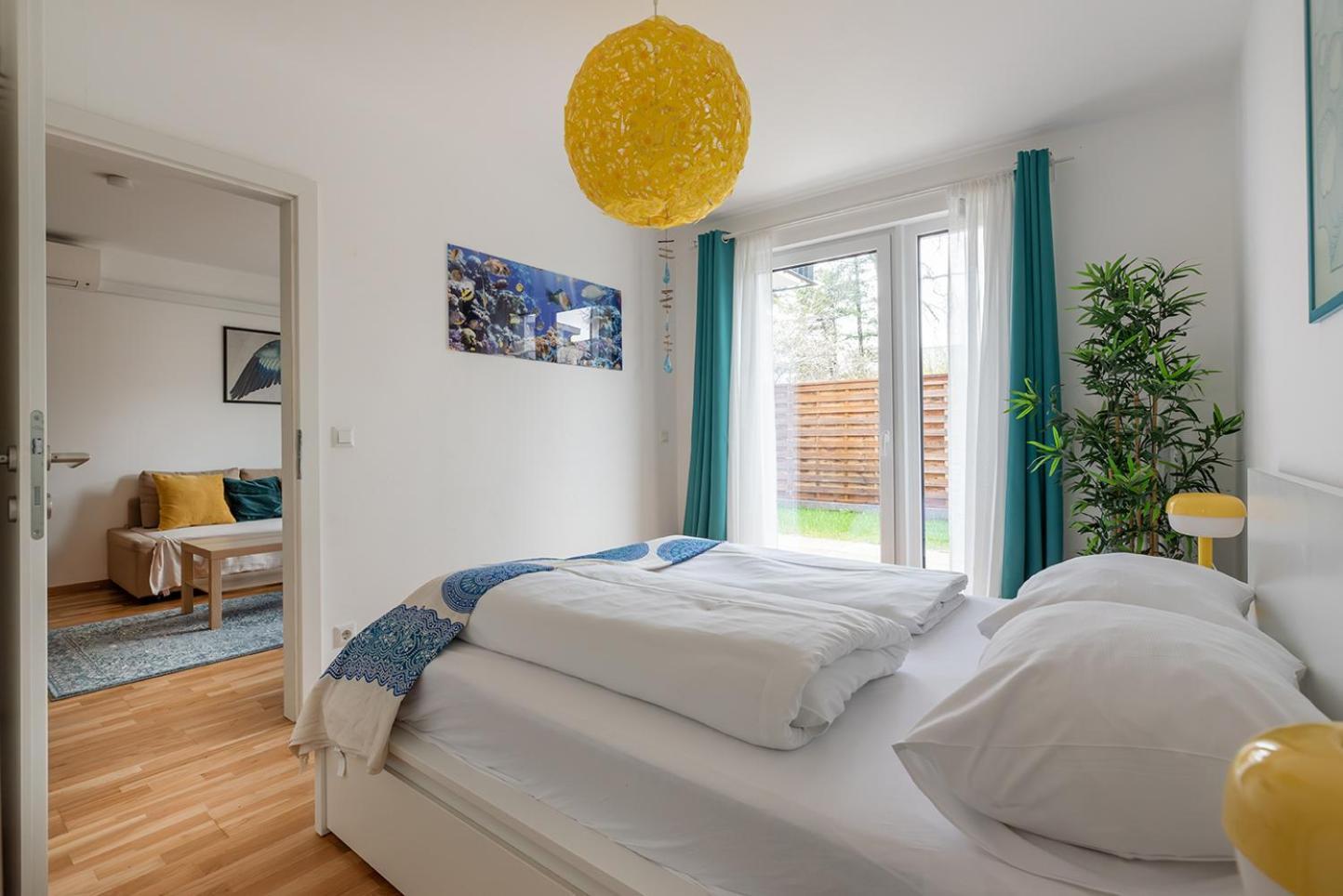 Schoenes Mit Garten Und Tiefgarage Apartment