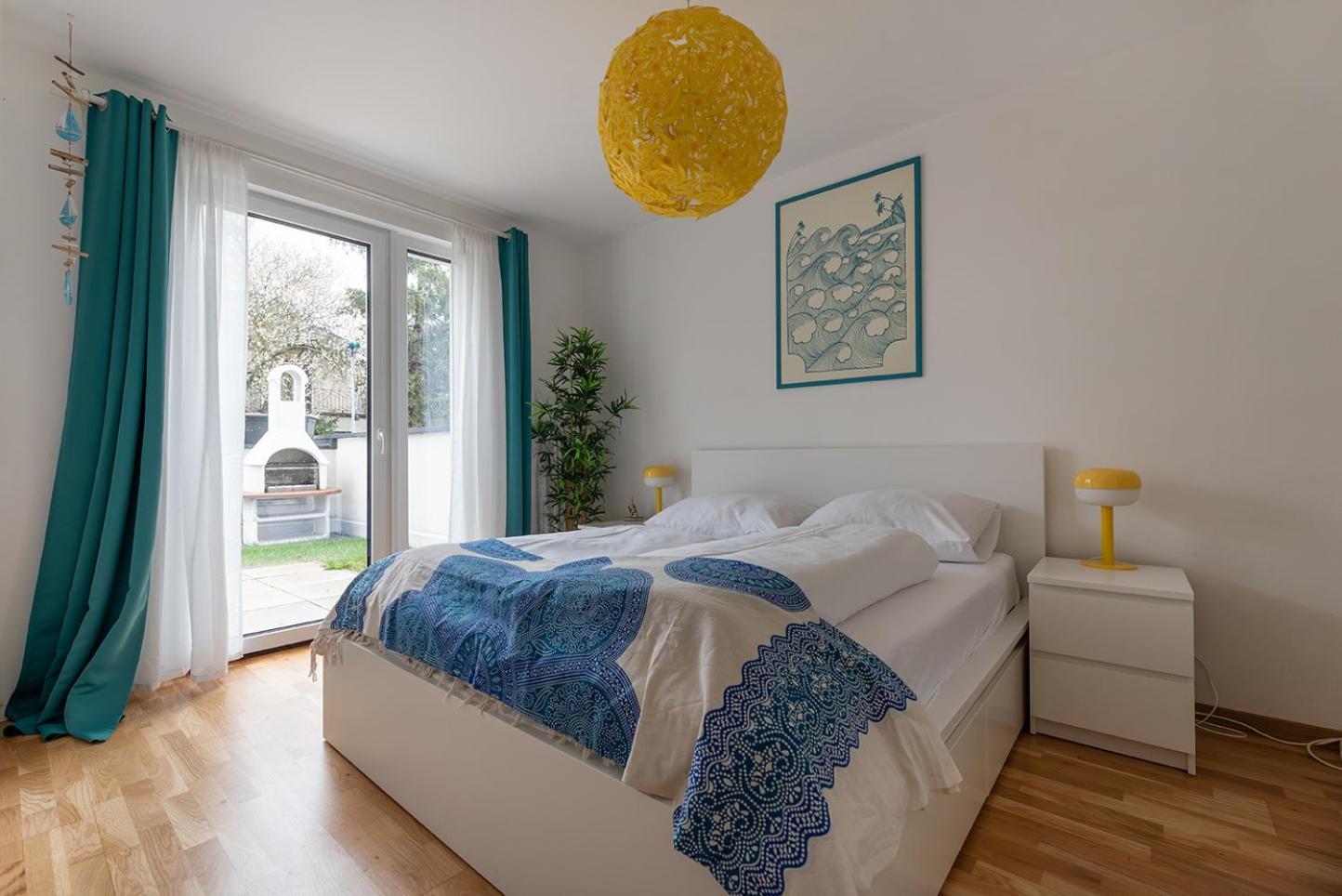 Apartment Schoenes Mit Garten Und Tiefgarage Vienna