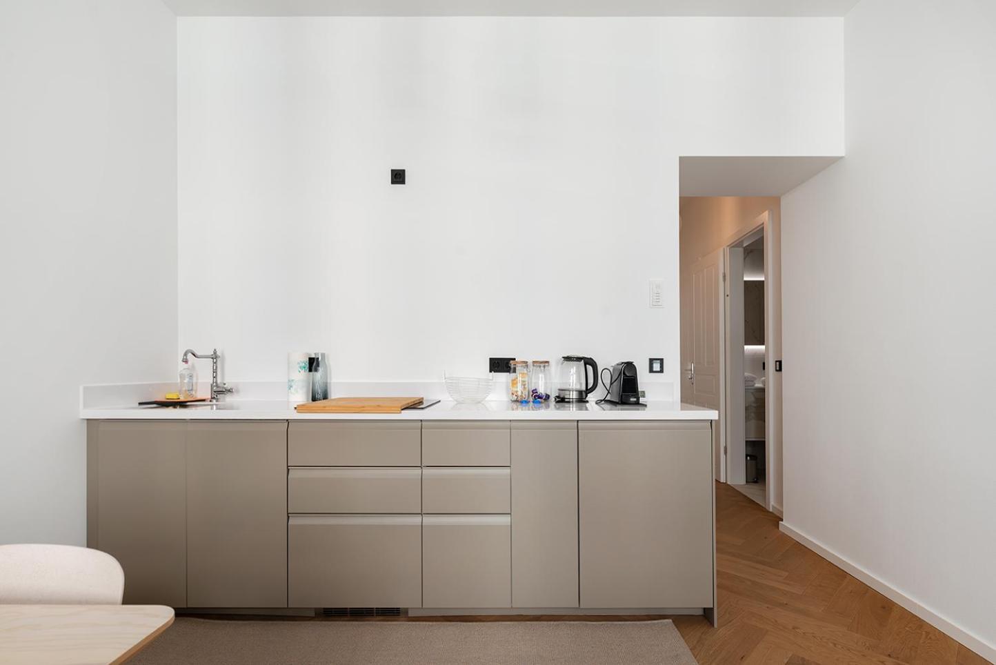 Modern Wohnen Im Renovierten Stil-altbau Apartment
