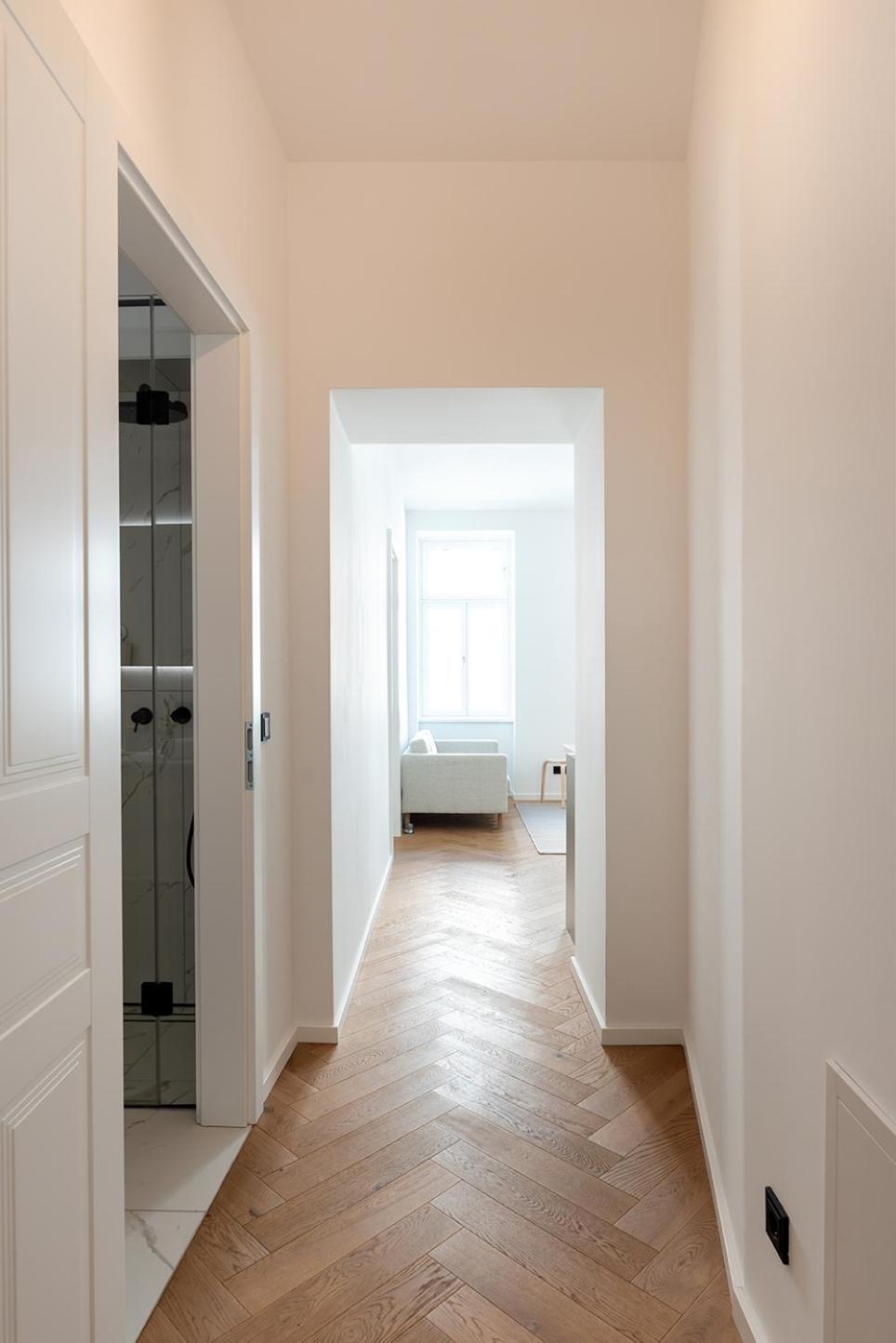 Apartment Modern Wohnen Im Renovierten Stil-altbau *