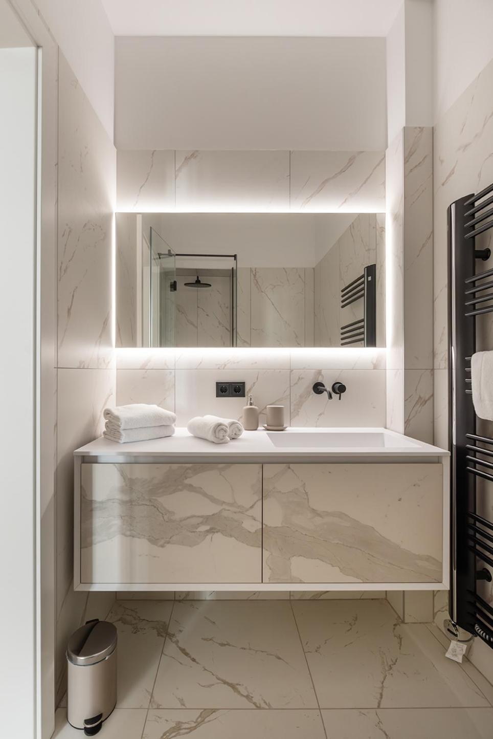 Modern Wohnen Im Renovierten Stil-altbau