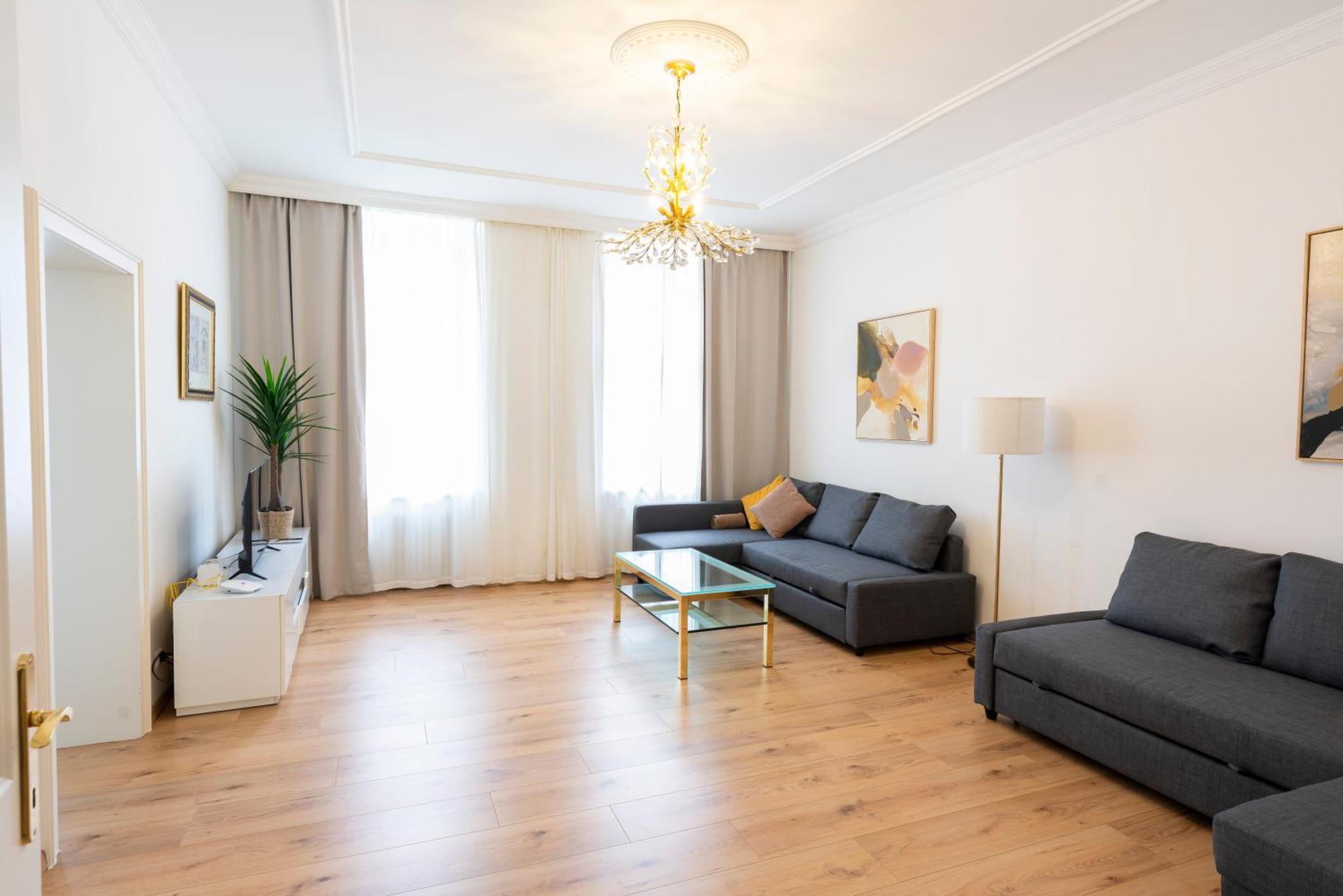 Belvedere Palace Apartment