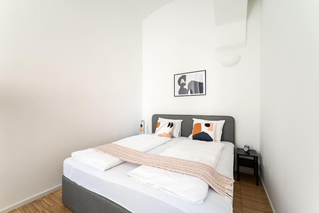 Spacious 2br Near Attractions By Hm Apartment Vienna