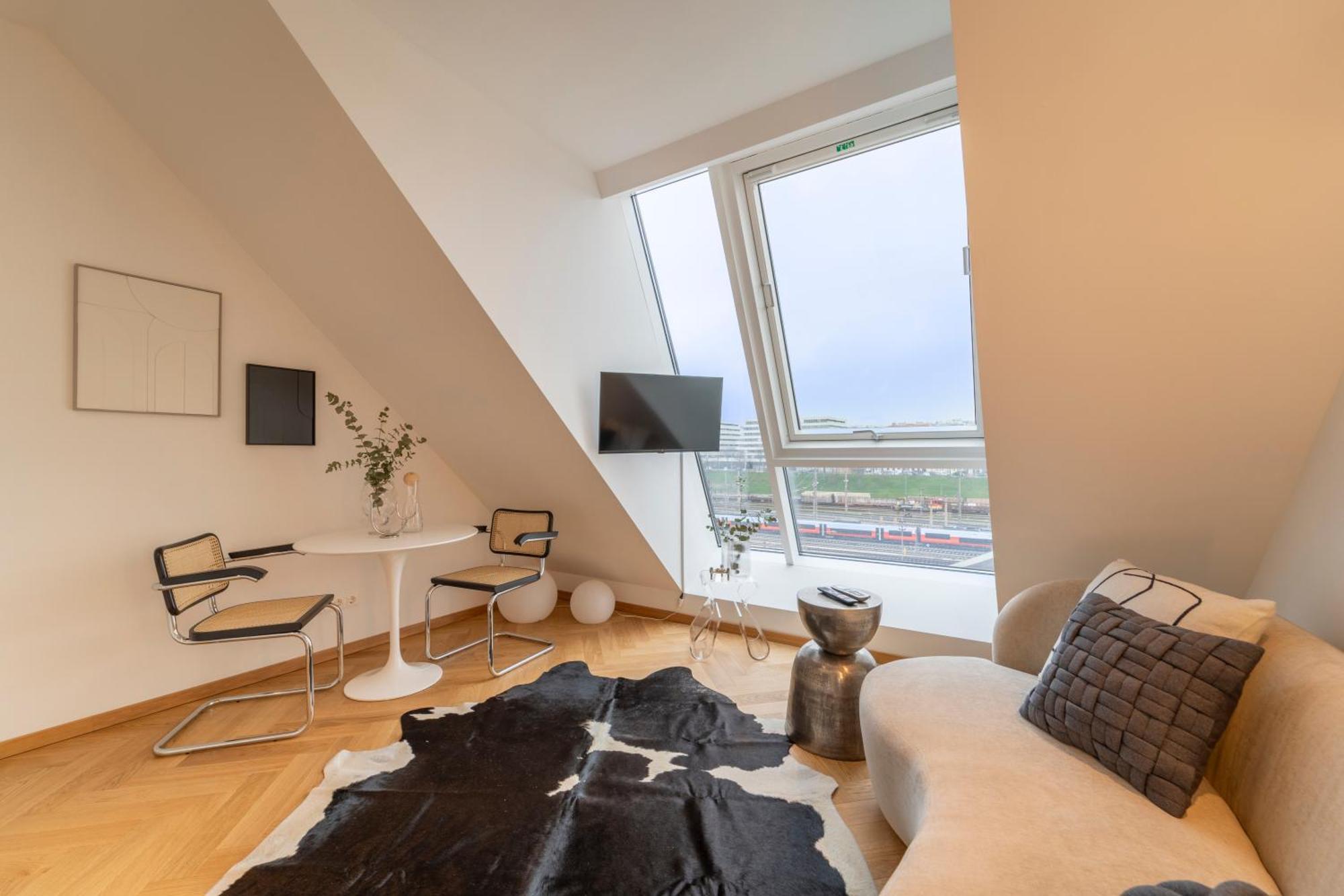 Premium Mit Privatem Balkon I Levestate