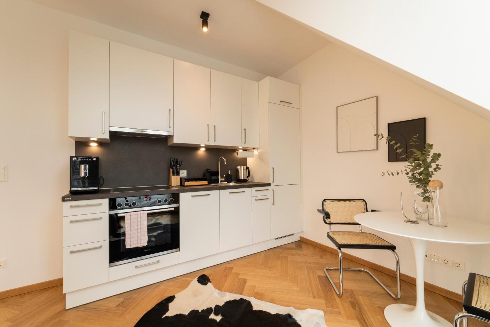 Apartment Premium Mit Privatem Balkon I Levestate Vienna