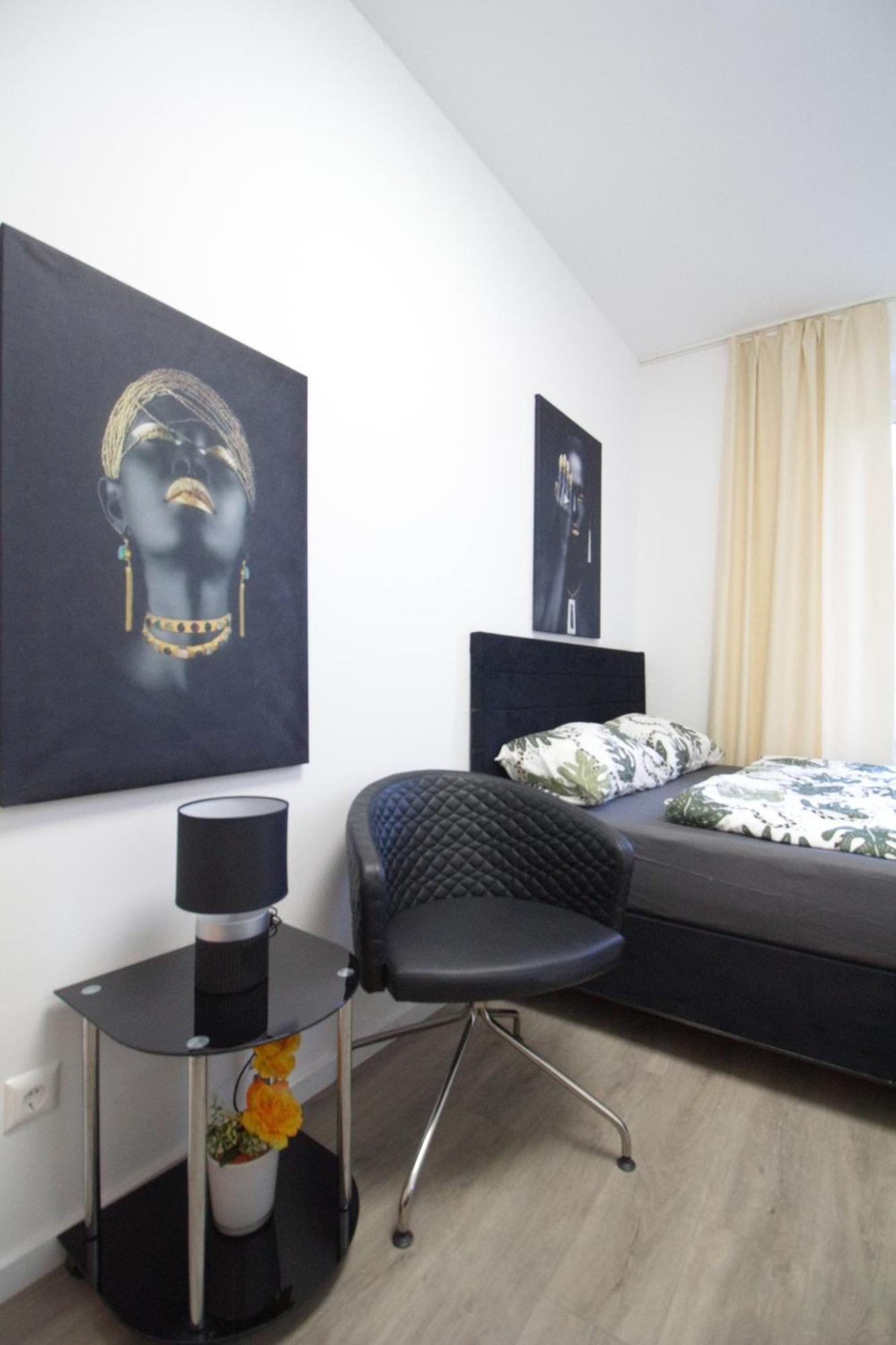 Homestay Zx Triple In Meidling Vienna