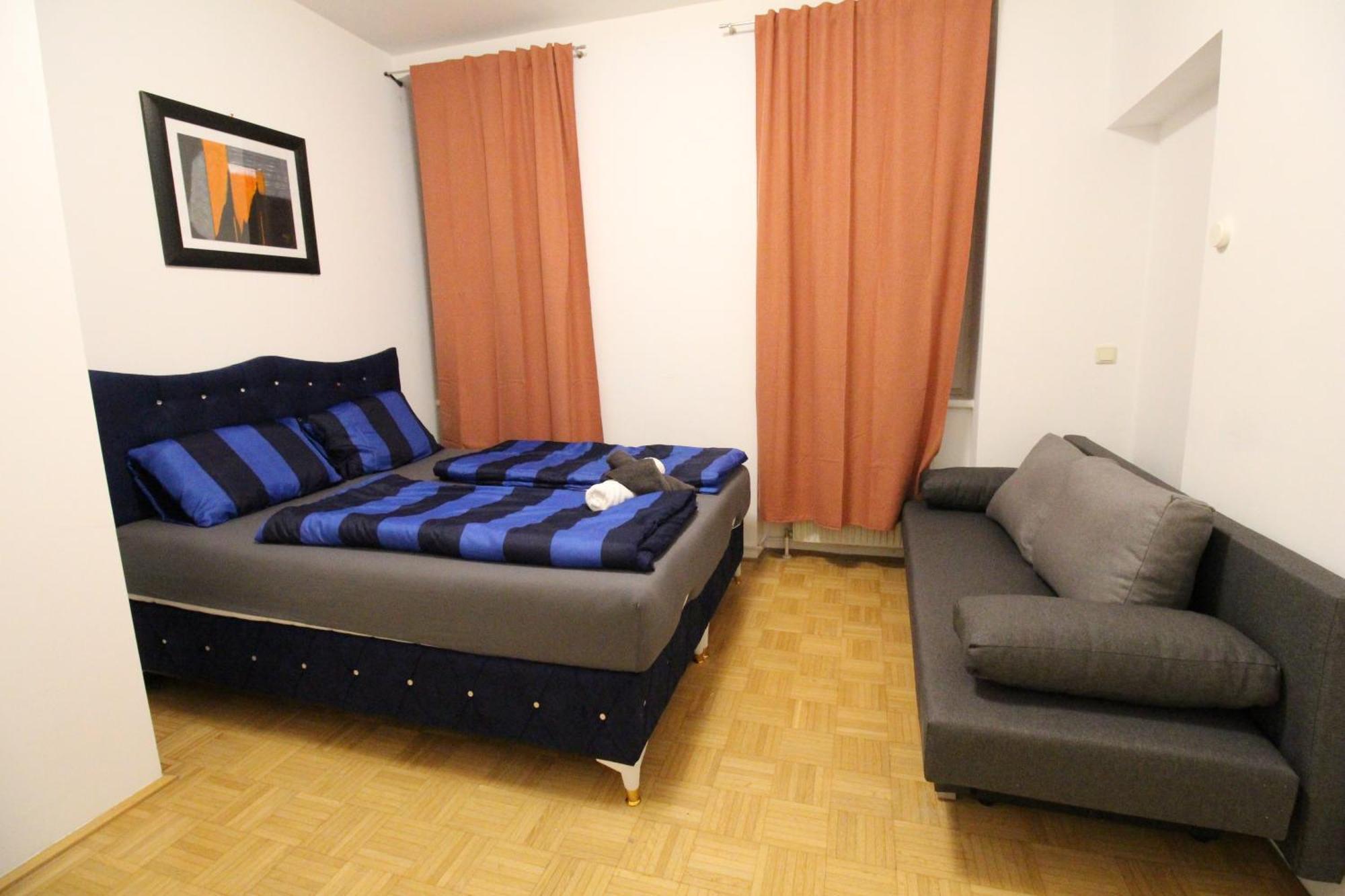 Zx Triple In Meidling Homestay