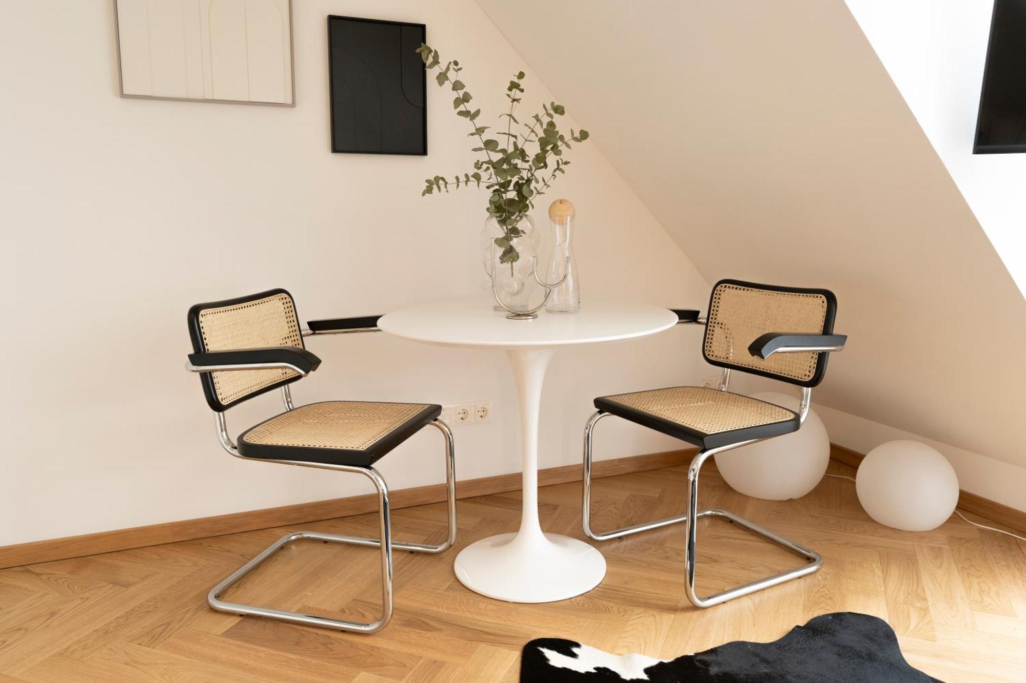 Premium Mit Privatem Balkon I Levestate Vienna