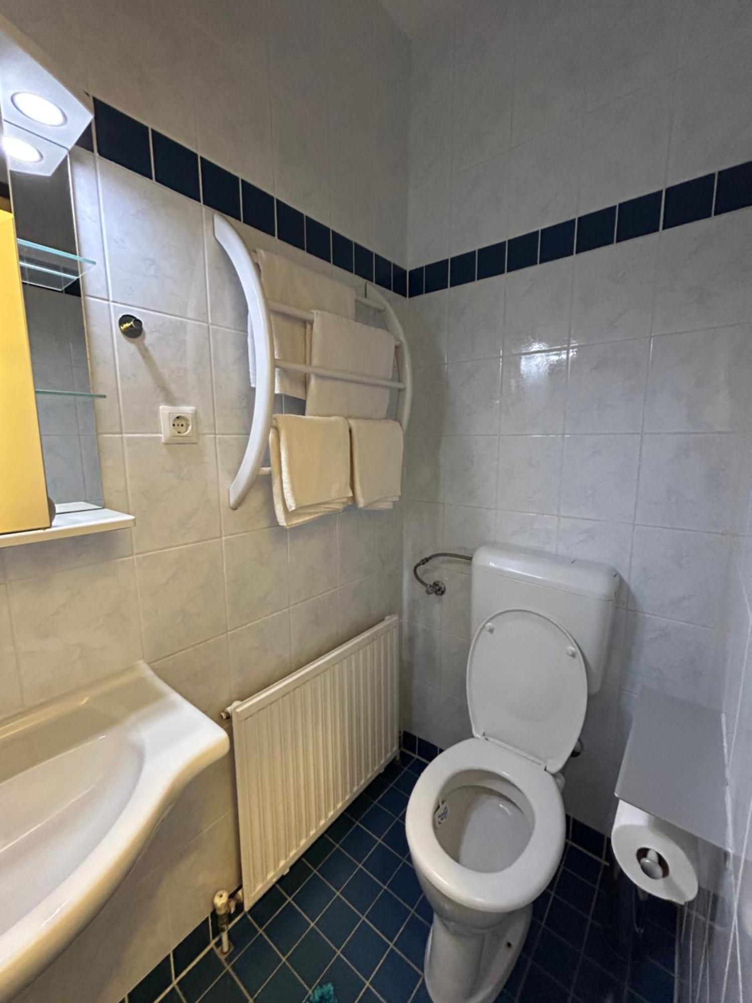 Reiner 12 Apartment *