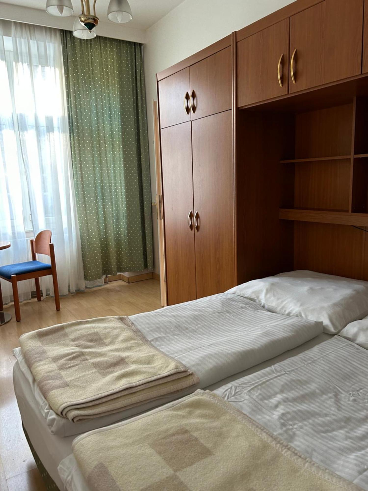 Reiner Apartment