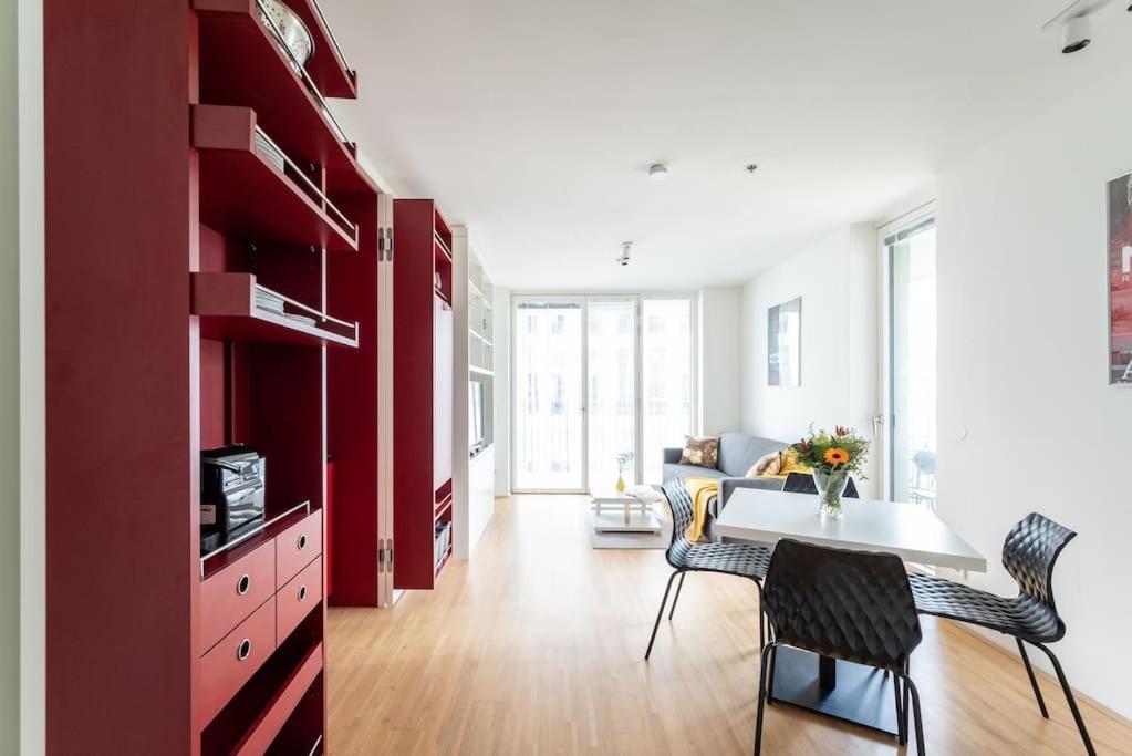 Smart With Terrace By Hm Vienna