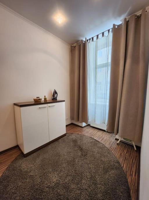 Appartamento 》apartment Naehe Zentru *