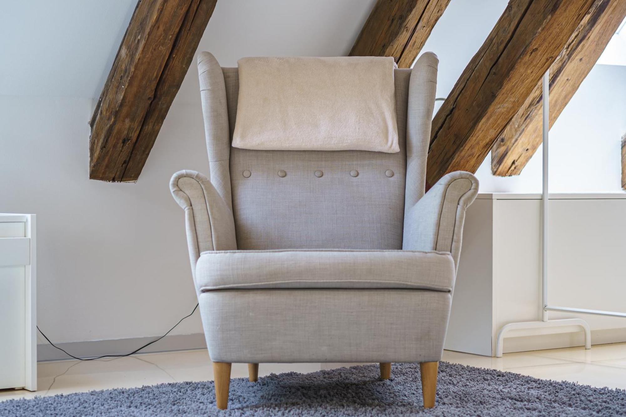 Living - Berggasse Apartment