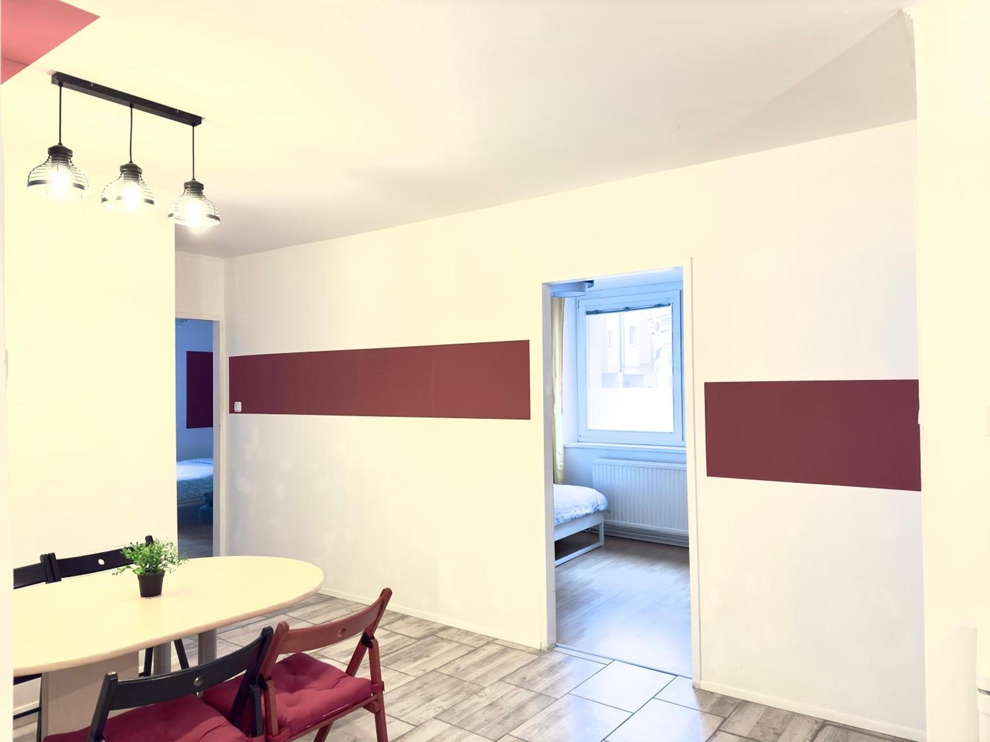 Apartment Nr.1 Perfect 3 Bedrooms Near To Main Train Station