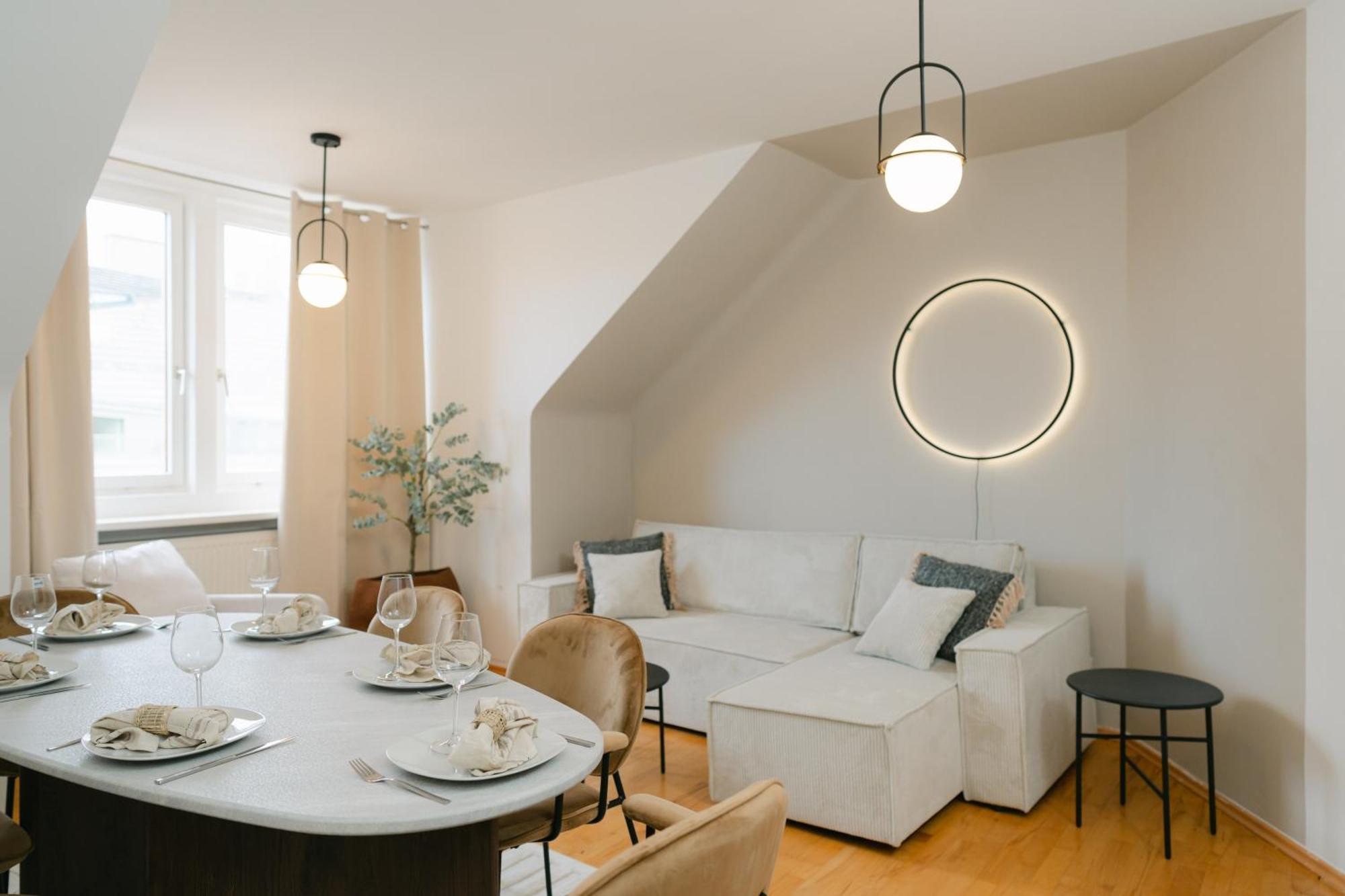 Comfy For 4-6, 5 Min To Center, No Lift Currently Apartment Vienna