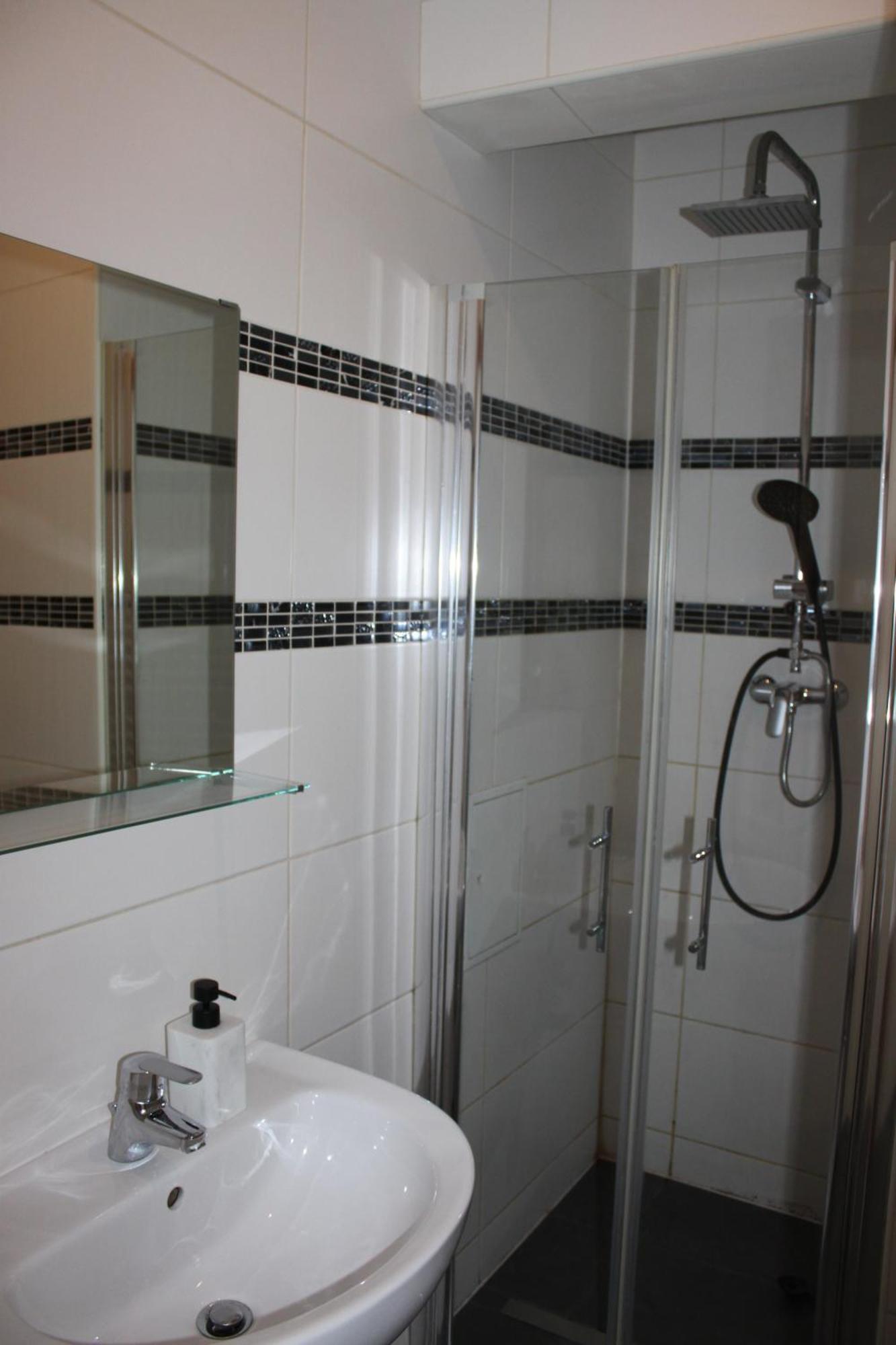 Apartment Schoene Im 10 Wien