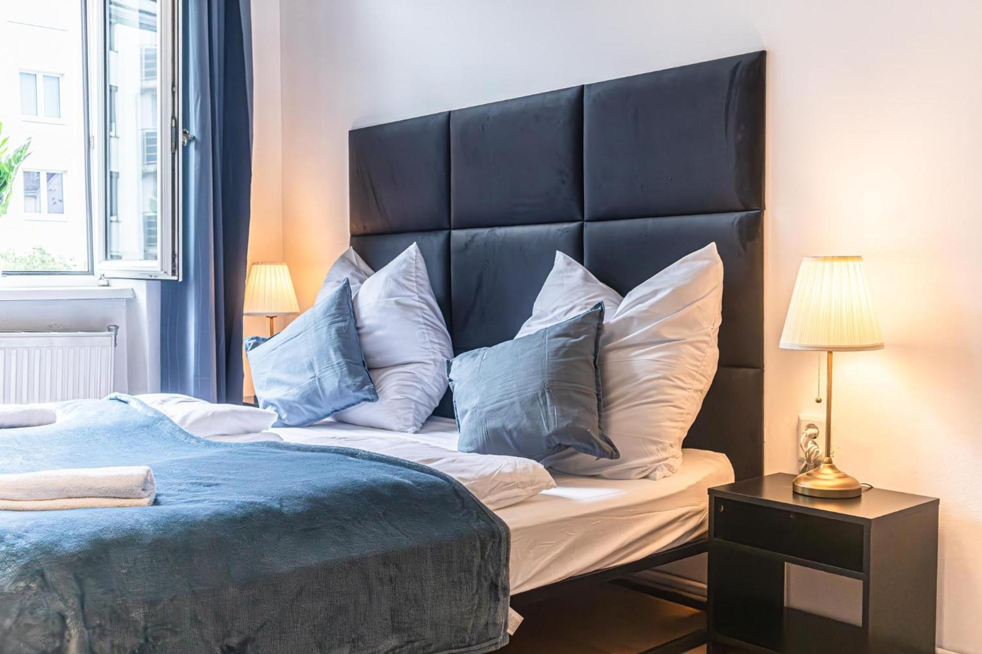 Pleasant 2br Apt- Near Train Station Hetzendorf