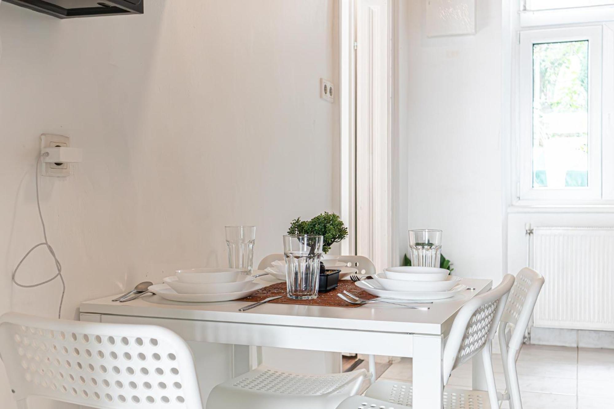 Apartamento Friendly 2br Apt-near U6 Station Am Schoepfwerk *