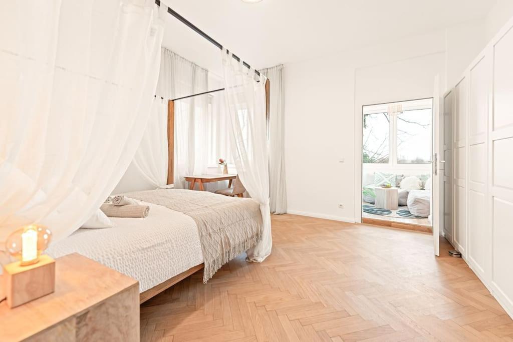 Apartment Cozy In Quiet Location, Fast Train Station 100m Away, Contactless Check-in Vienna