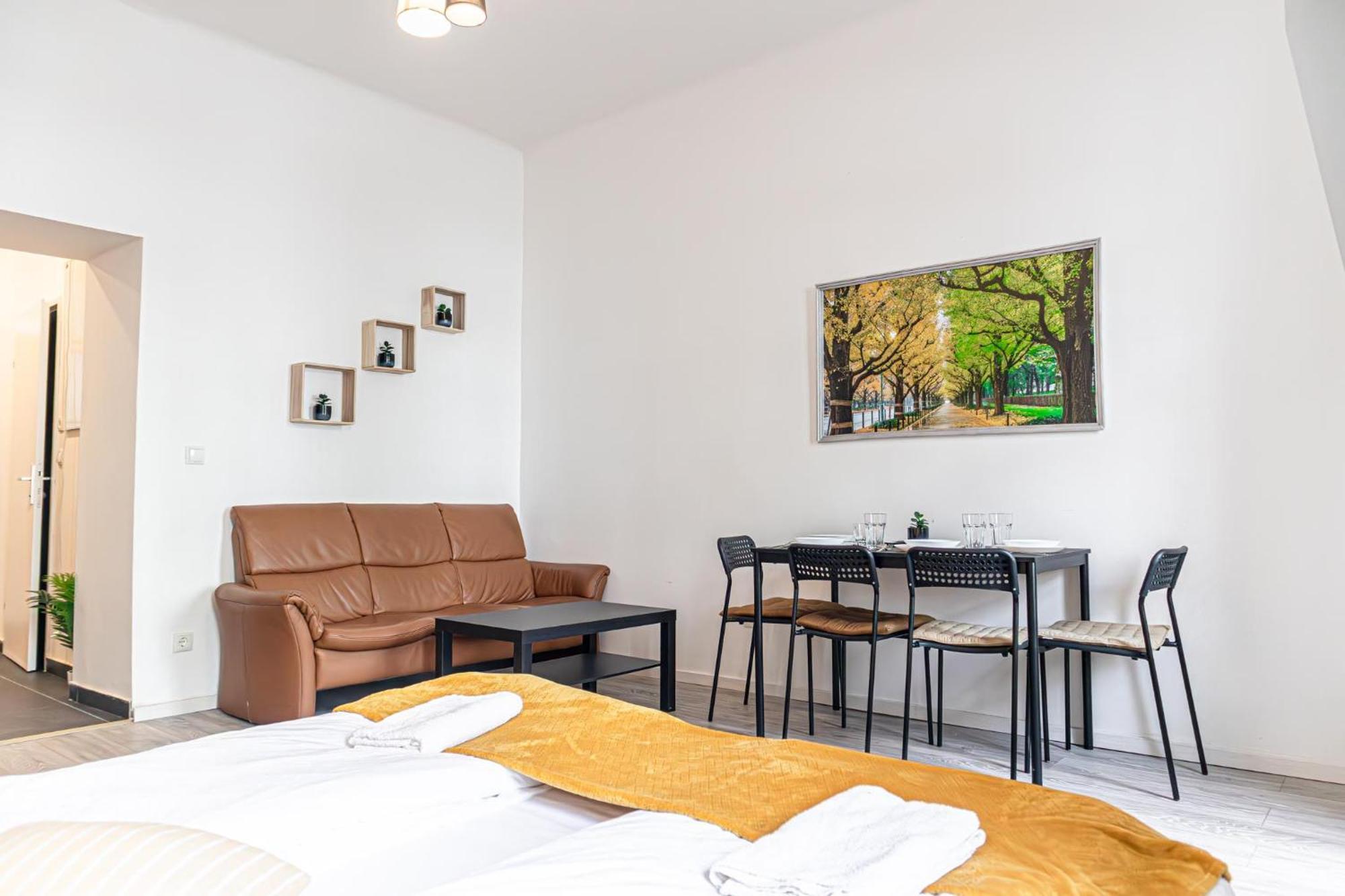 Neighboring 3 Apts.- Ideal For Families & Friends * Vienna
