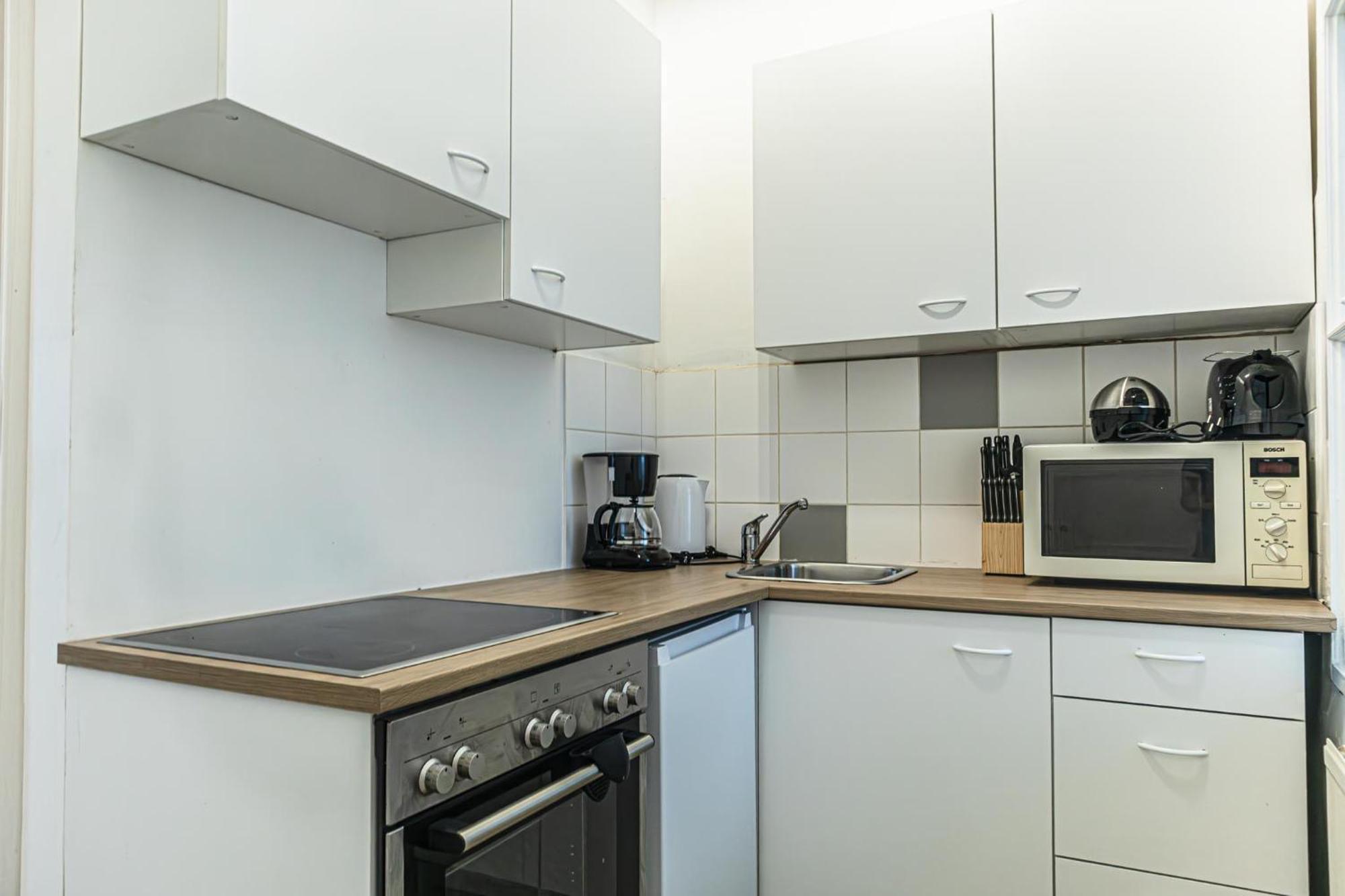 Apartment Pleasant 2br Apt- Near Train Station Hetzendorf *