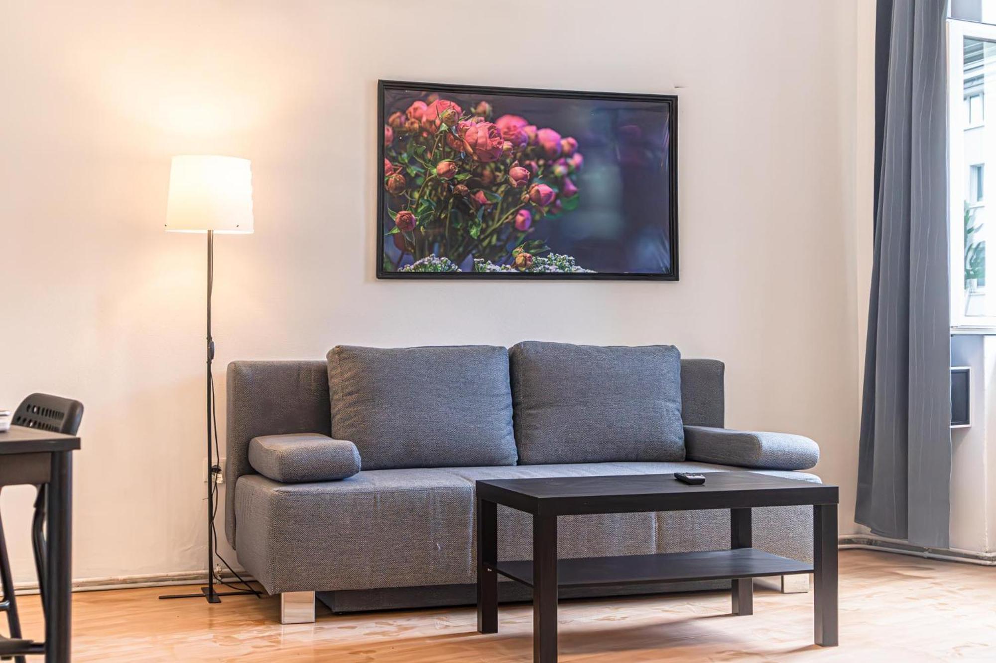 Apartment Pleasant 2br Apt- Near Train Station Hetzendorf *