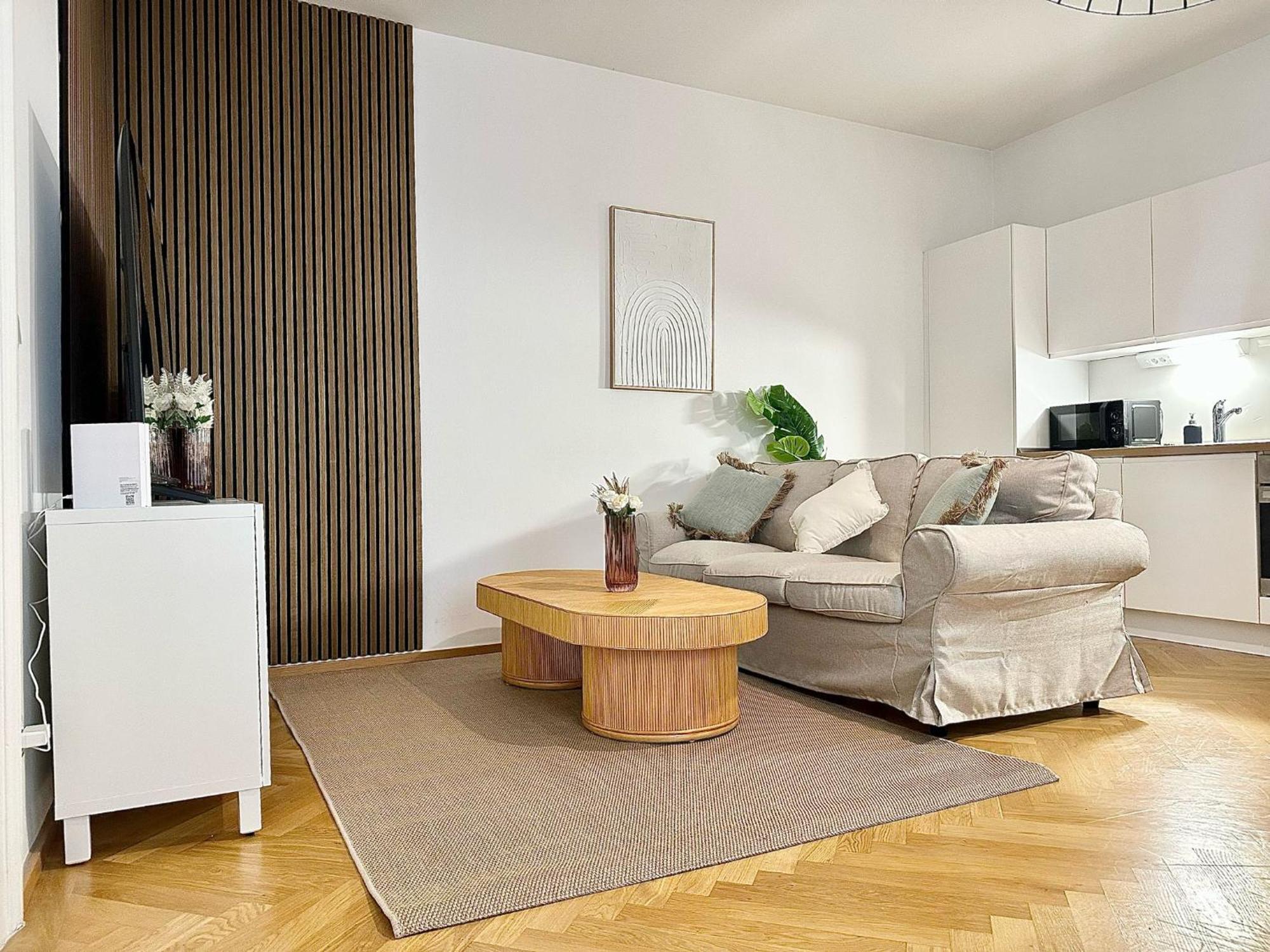 Designer Near Main Station Wien