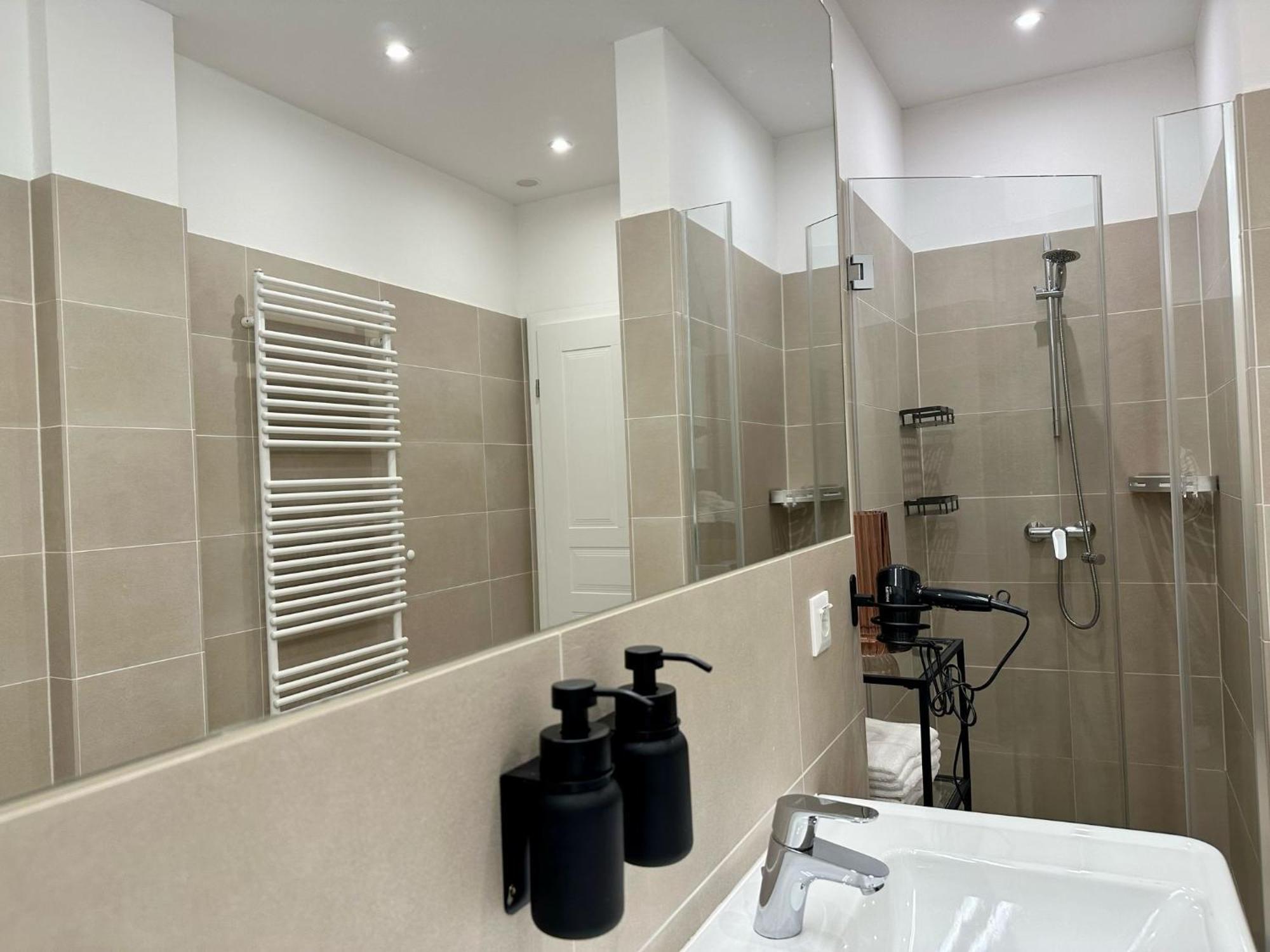 Appartamento Designer Near Main Station *