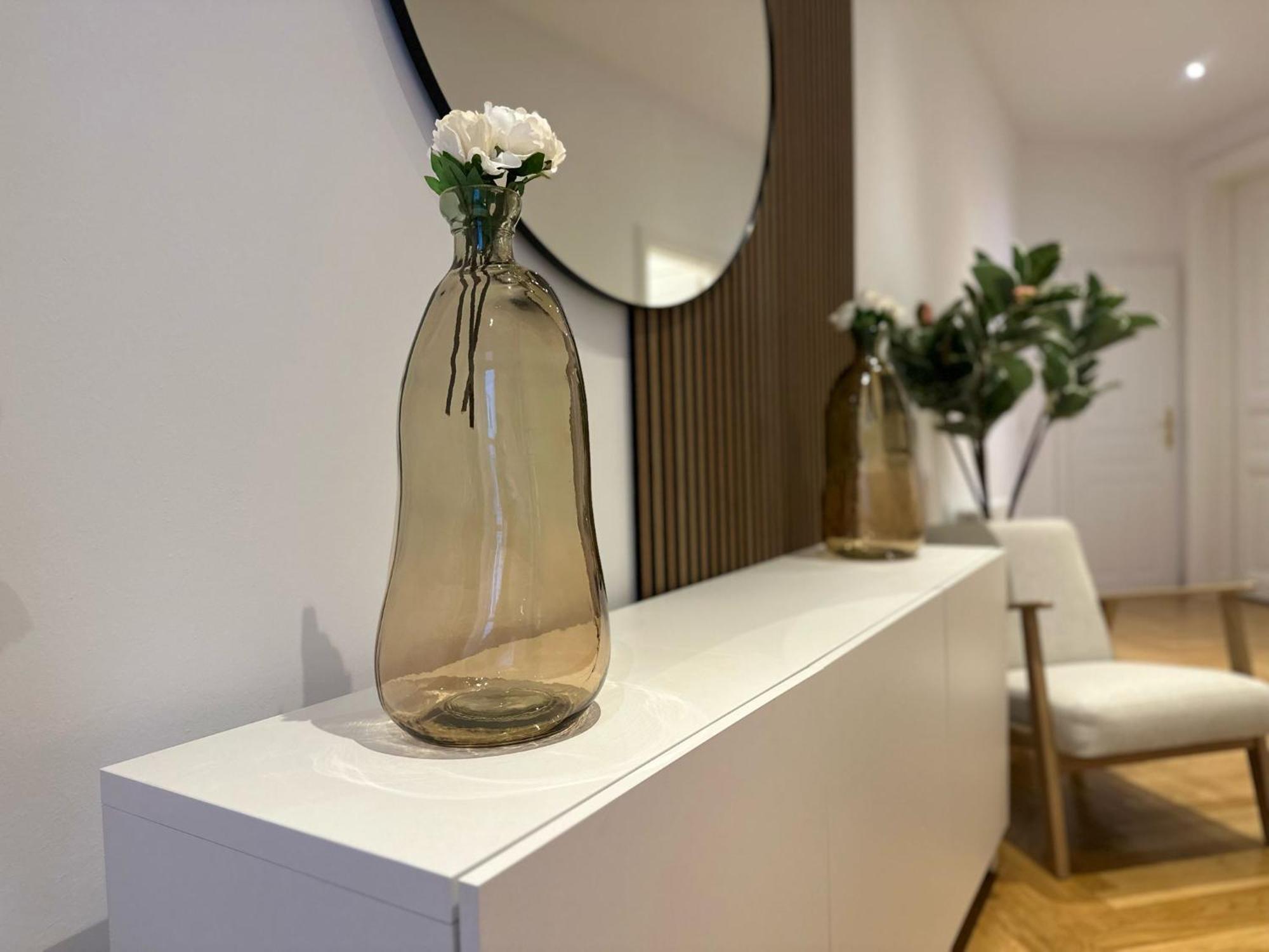Designer Near Main Station *