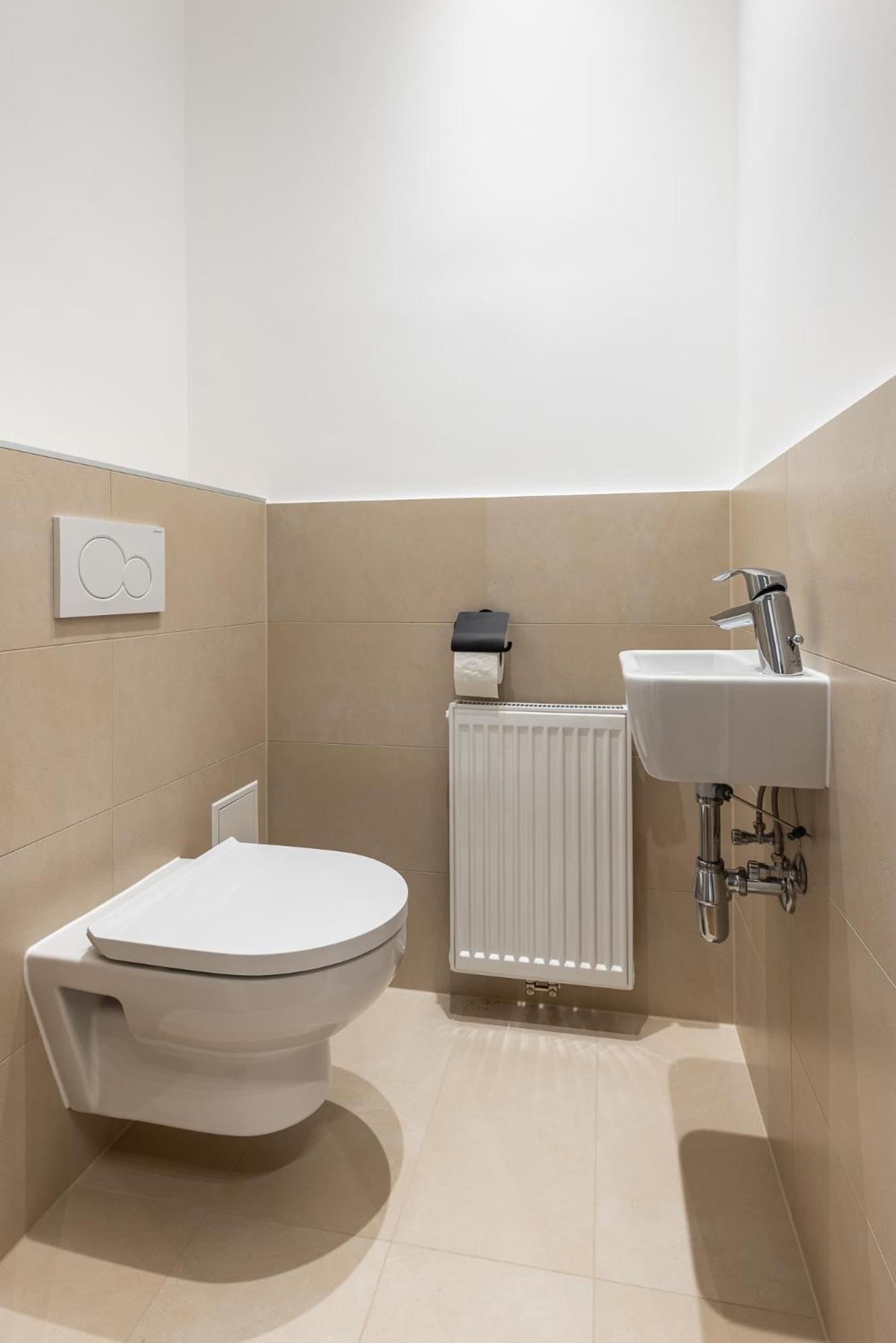 Cosy Brand-new In A Calm Discrict Of Apartment *