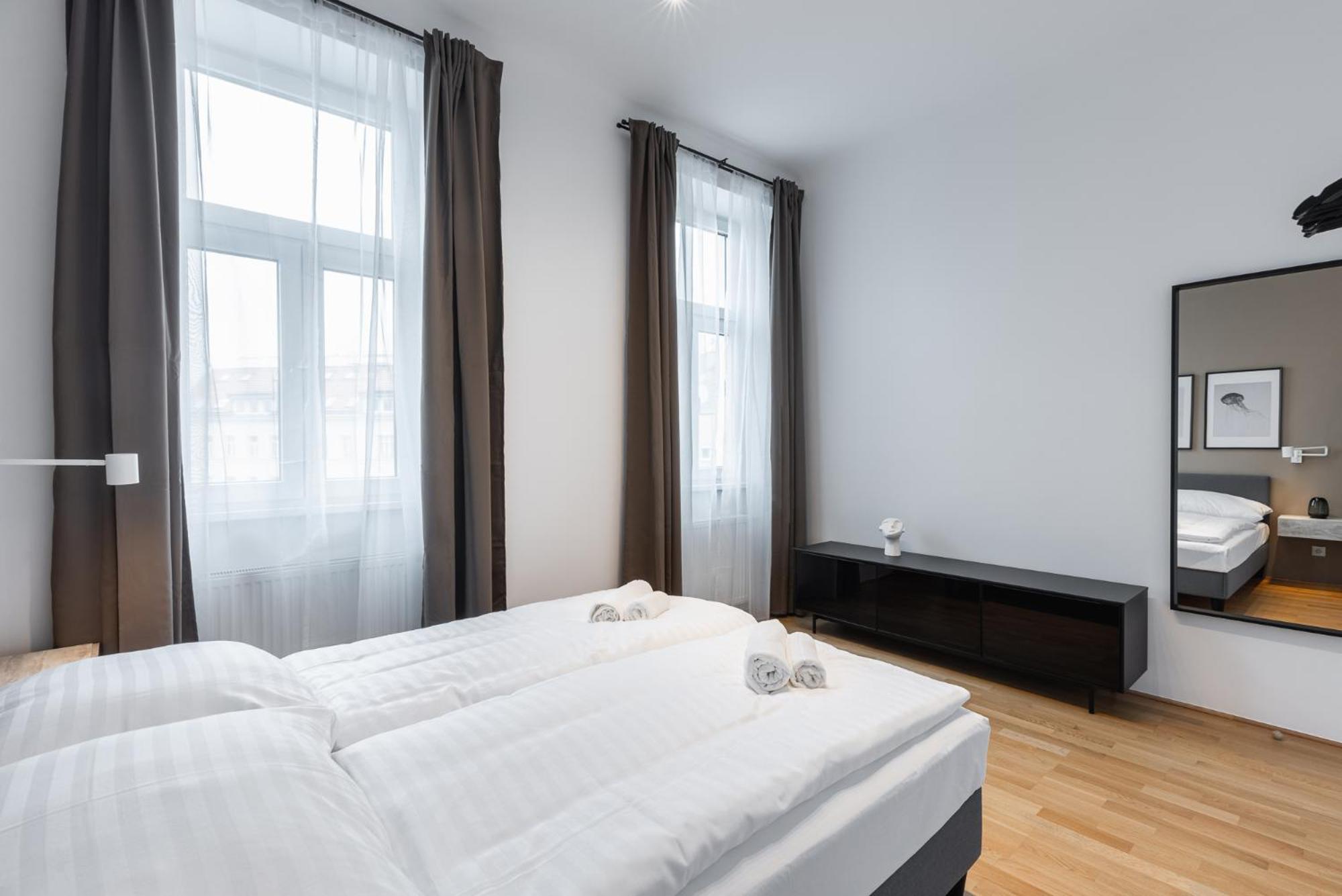 Apartment Cosy Brand-new In A Calm Discrict Of *