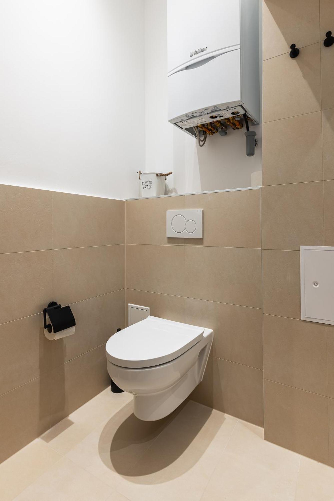 Apartment Cosy Brand-new In A Calm Discrict Of *