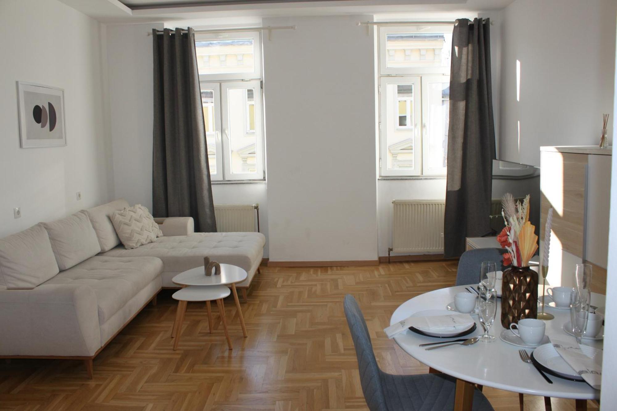 Schoene Im 10 Apartment