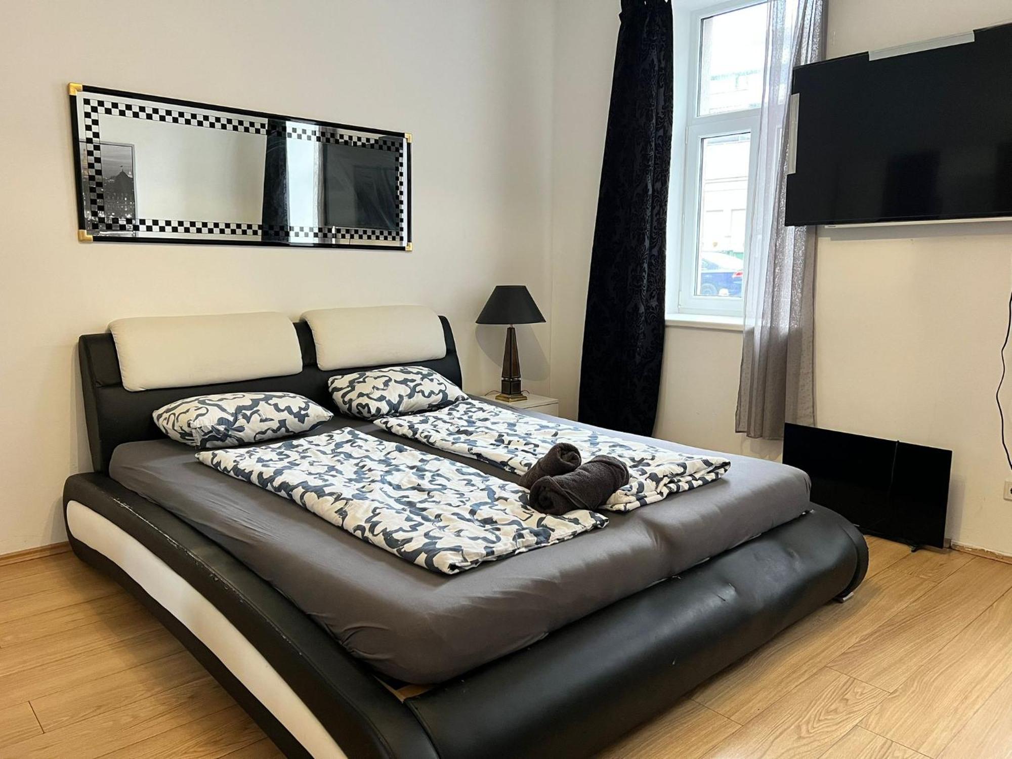 Quaint 1br In Simmering -well-suited For Longstays * Vienna