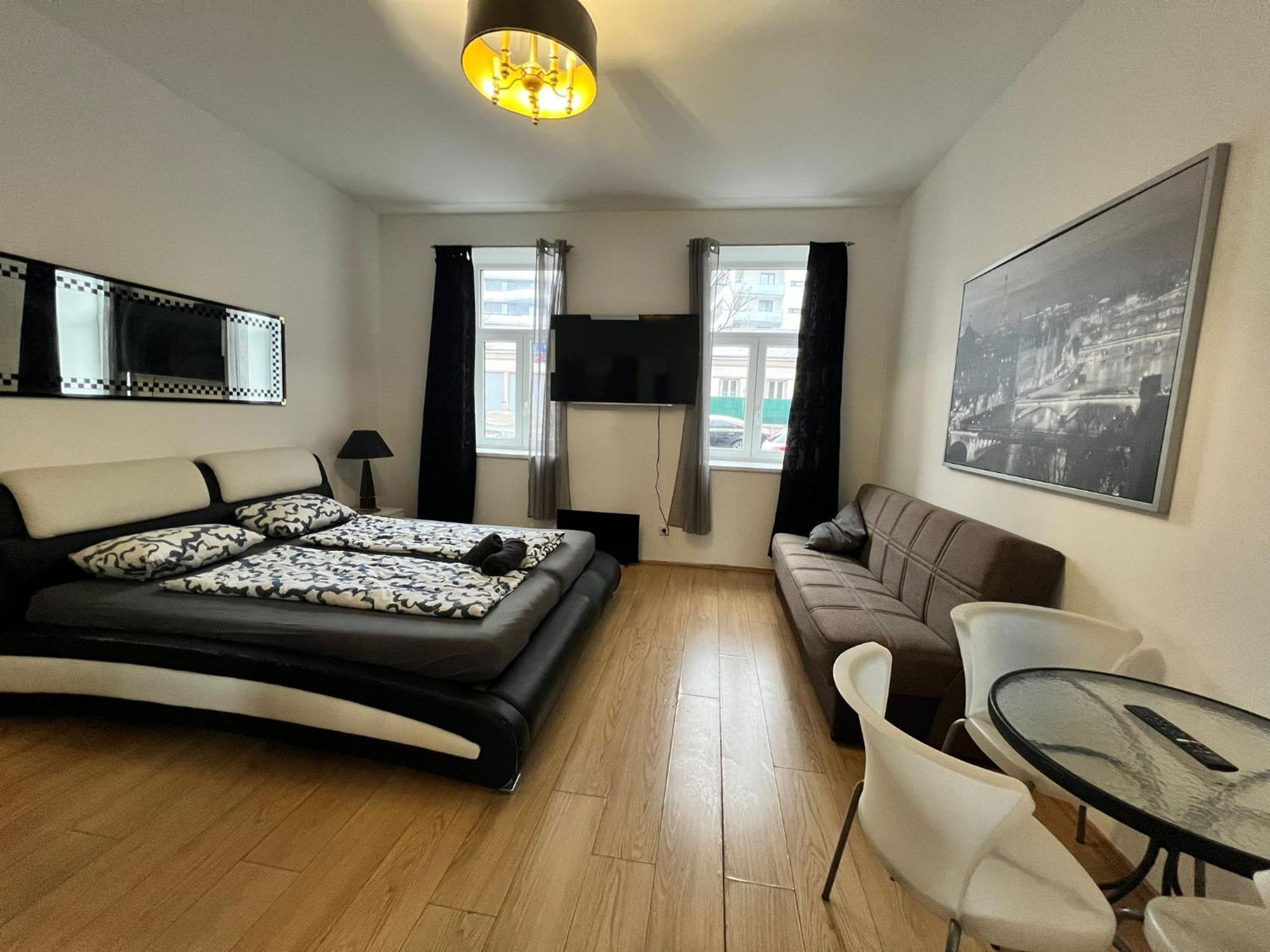 Quaint 1br In Simmering -well-suited For Longstays * Vienna