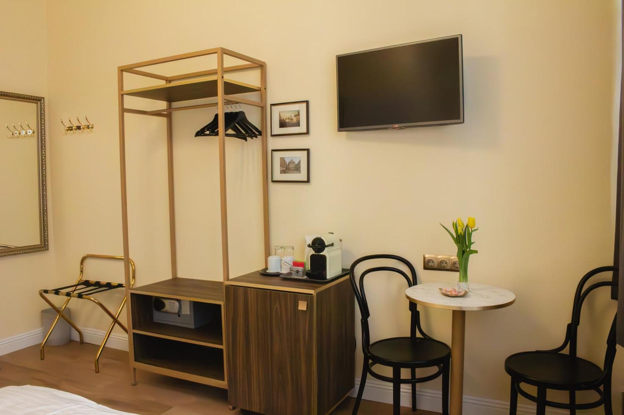 Guest house Private Comfort Stephansplatz - Self Check In *