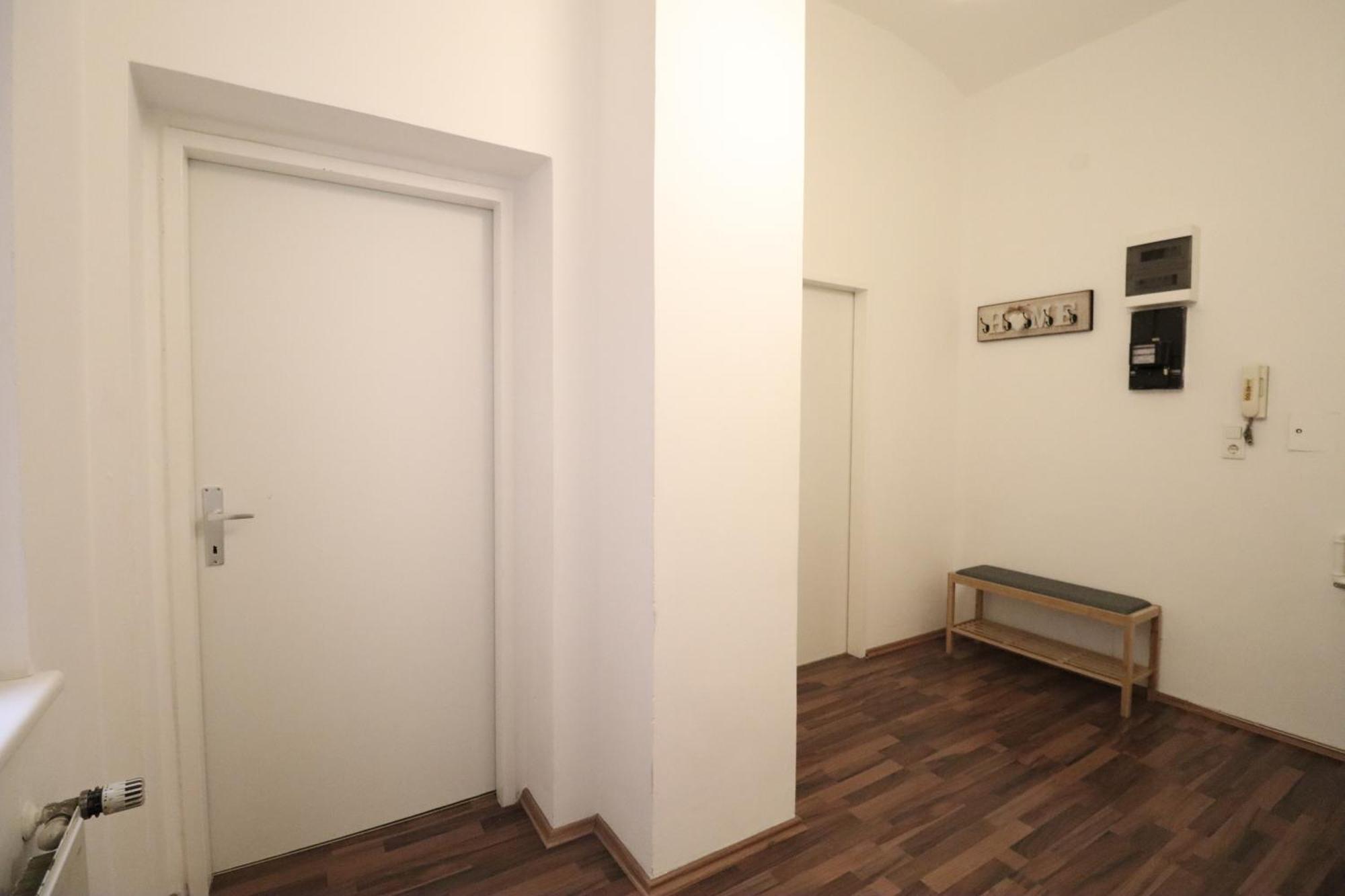 Apartment City-palace 1020 *