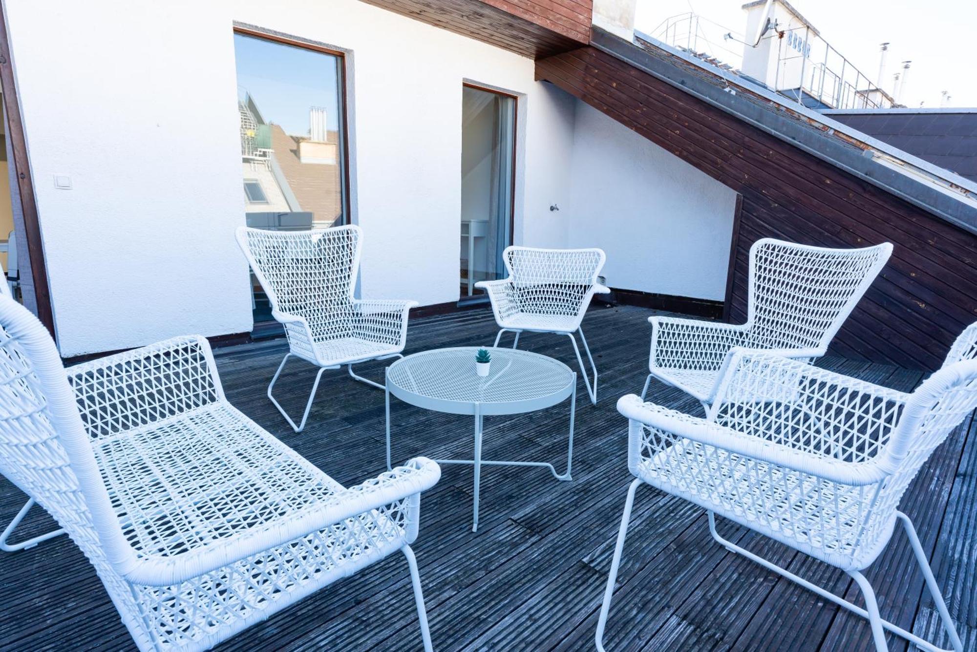 Luxury Penthouse - Augarten Apartment