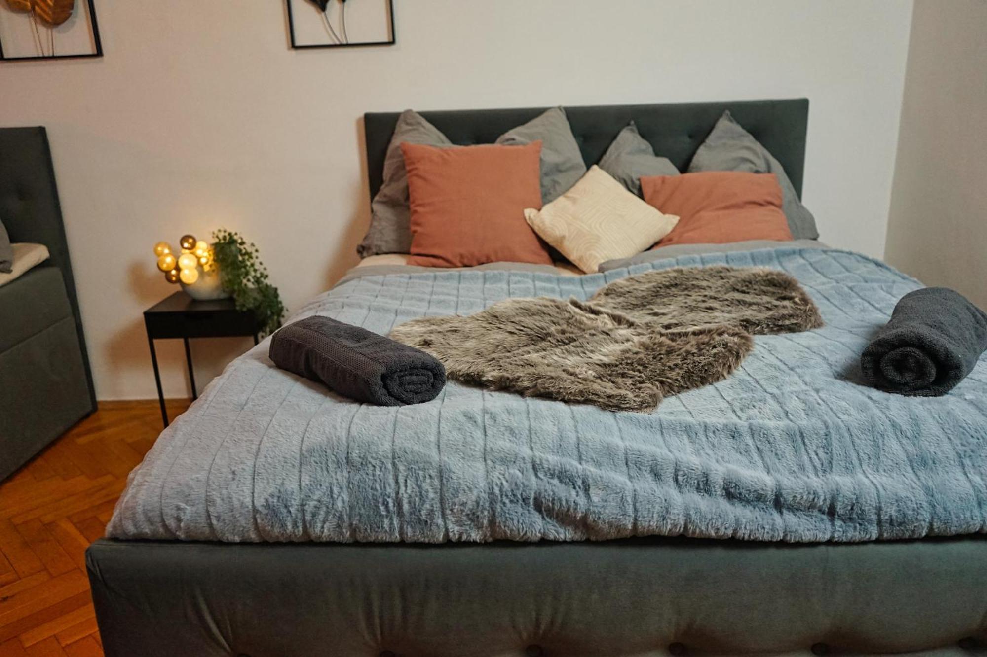 Nook Near Hauptbahnhof *