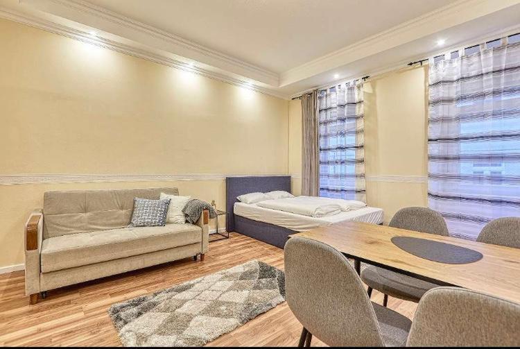 Lovely Airbnb Near Schoenbrunn Appartamento