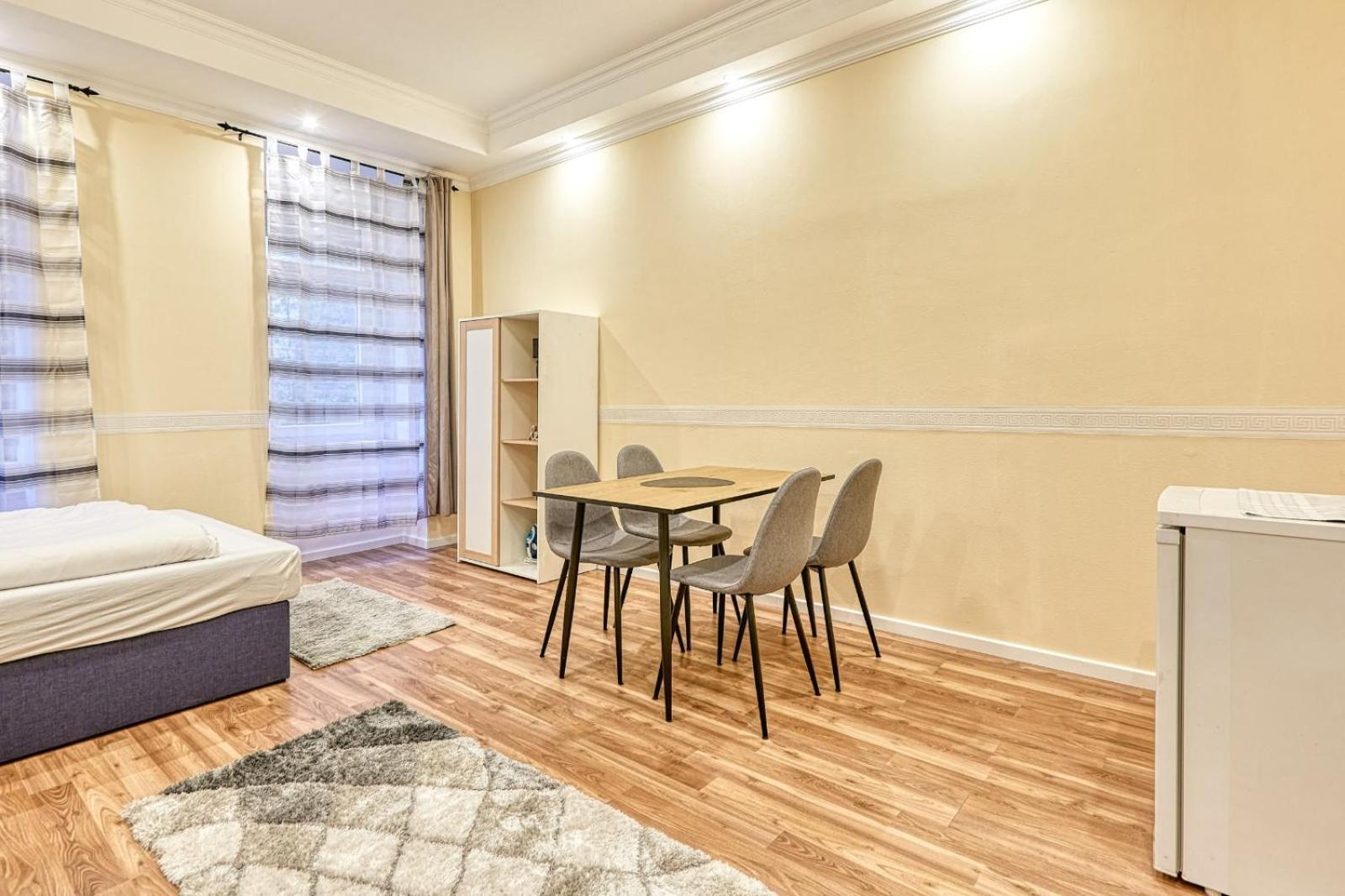 Appartamento Lovely Airbnb Near Schoenbrunn