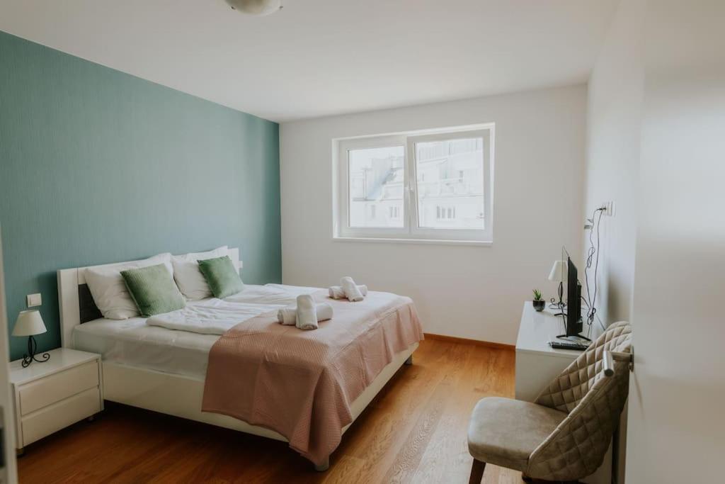 Jnbp - 22 New Design Apartment