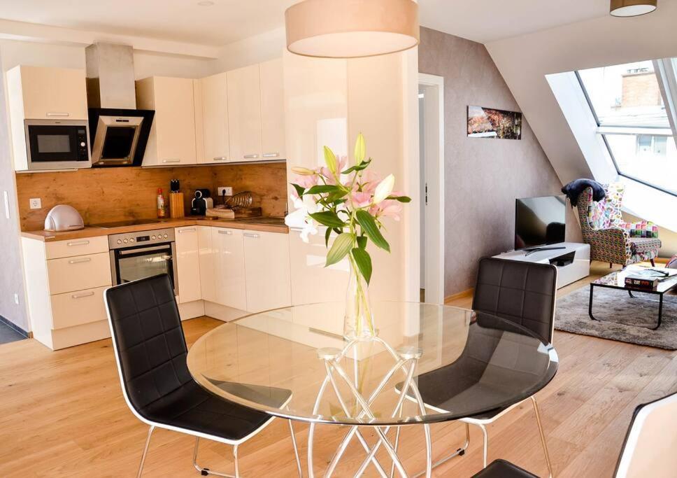 11 New Design Apartment